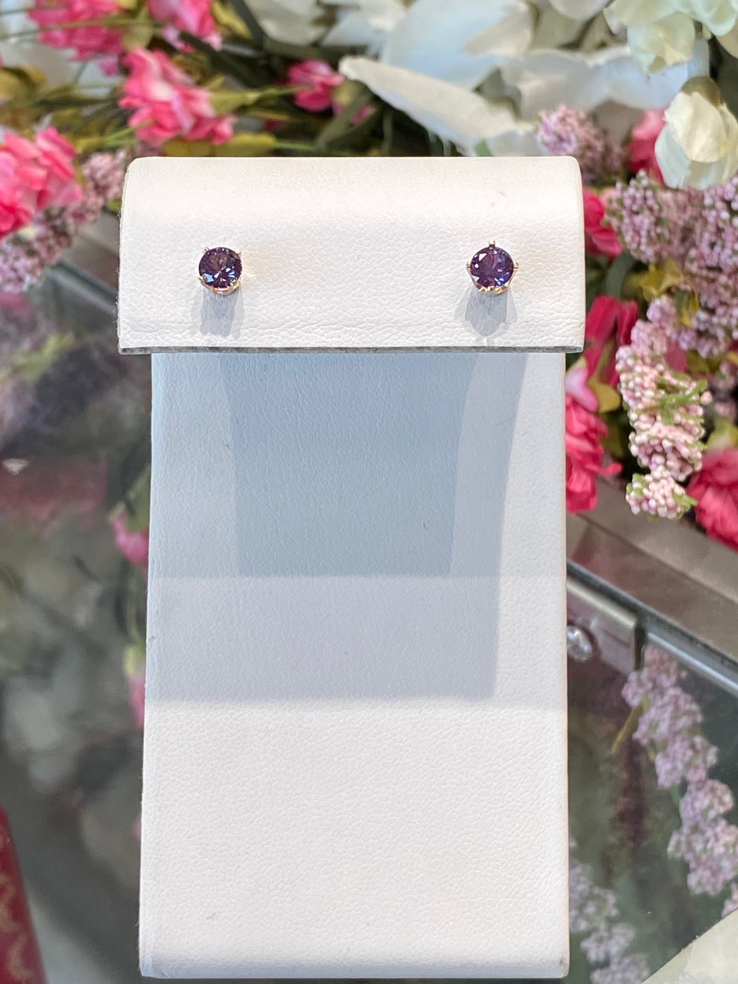 14k Yellow Gold Stud Earrings