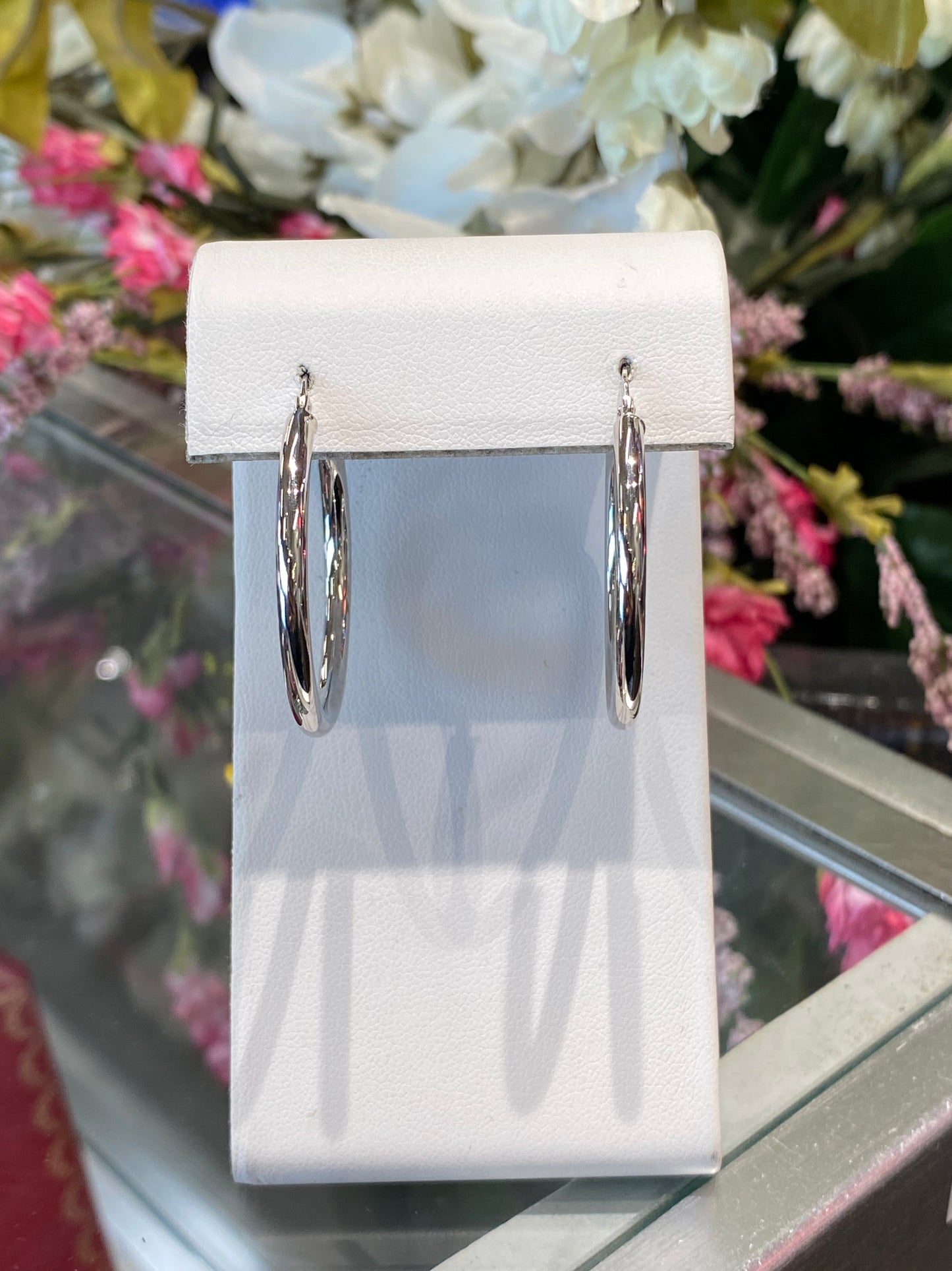 14k White Gold Hoop Earring