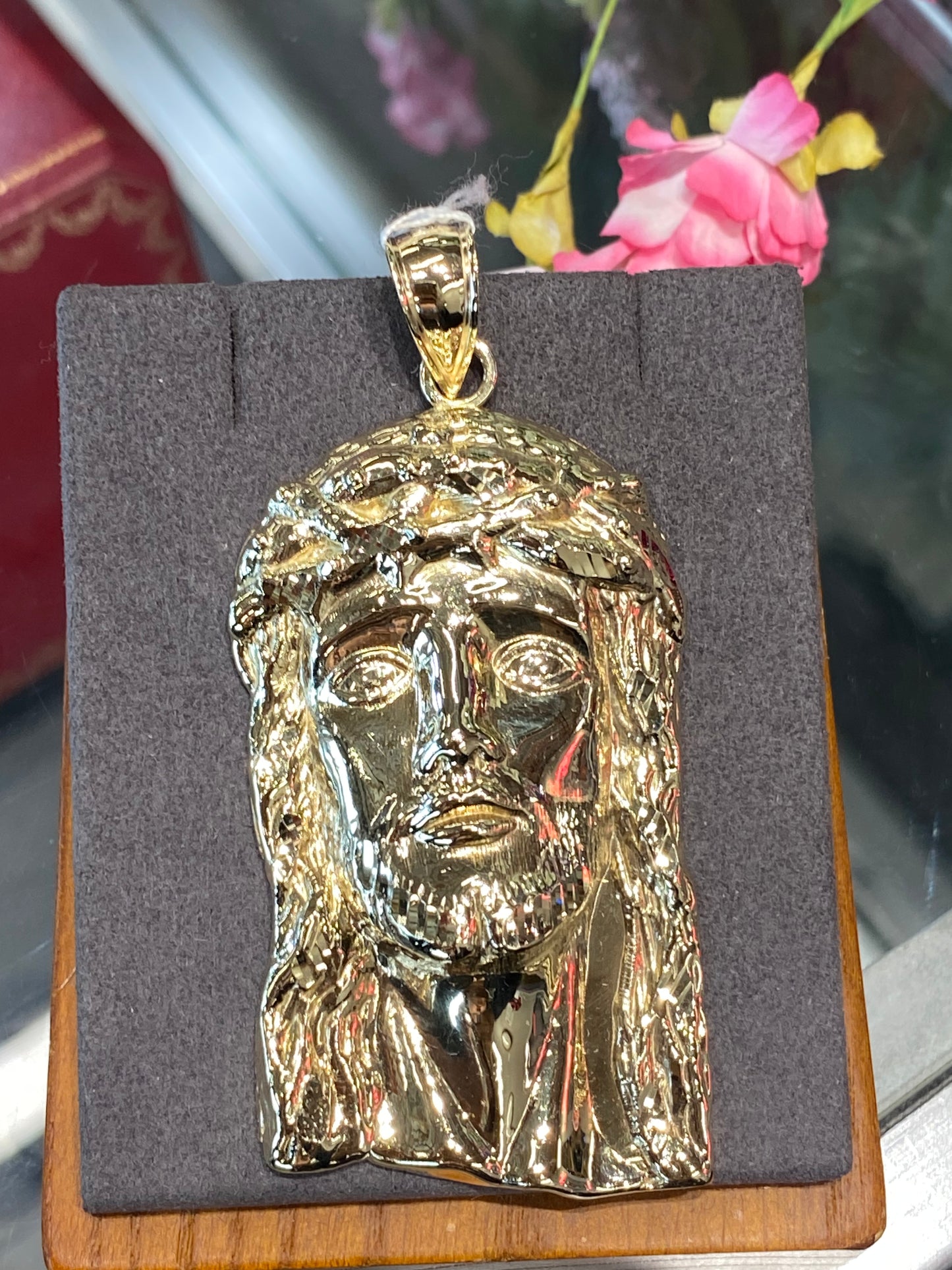 10k Yellow Gold Pendant