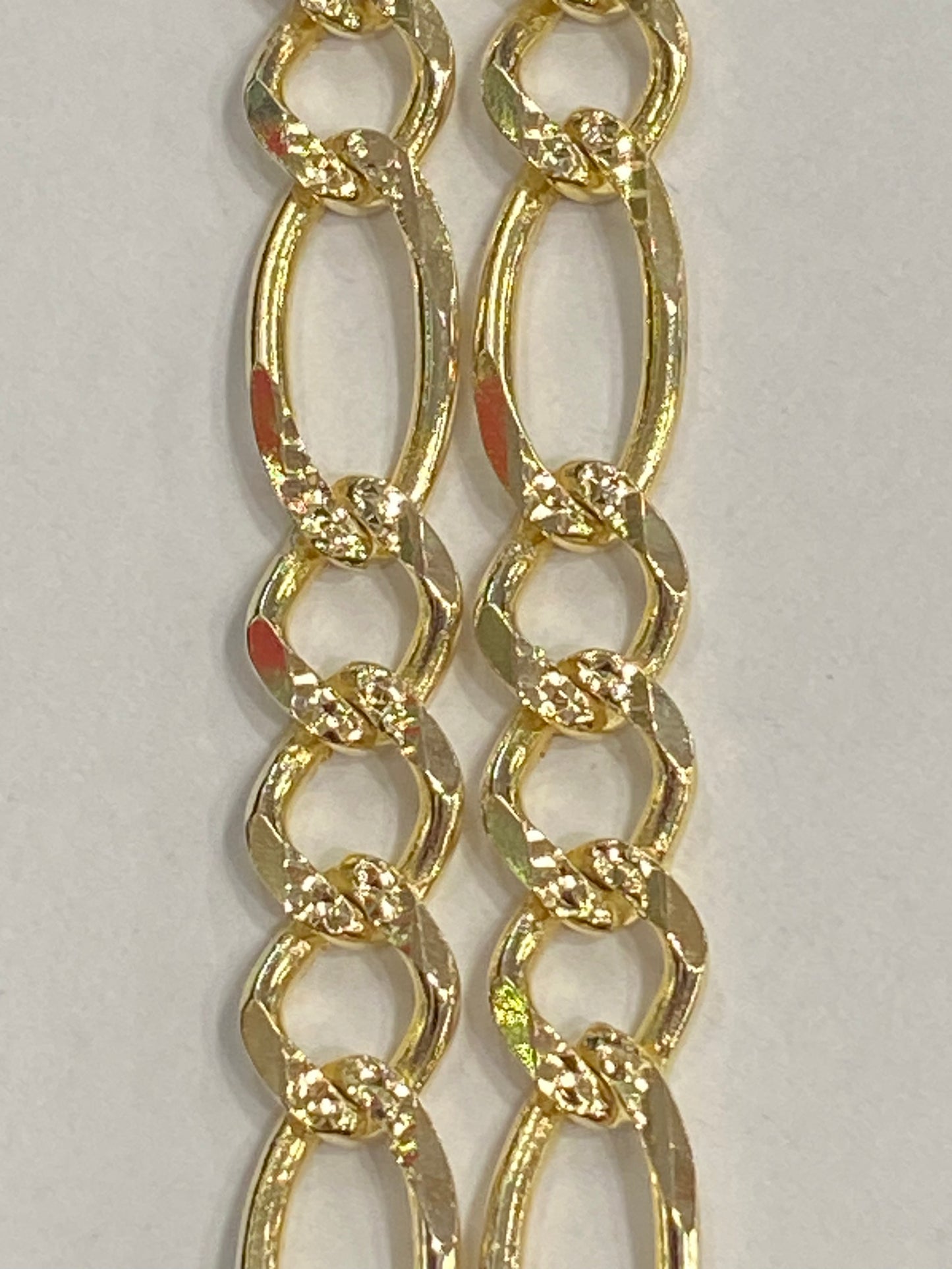 14k Yellow Gold Fígaro Chain