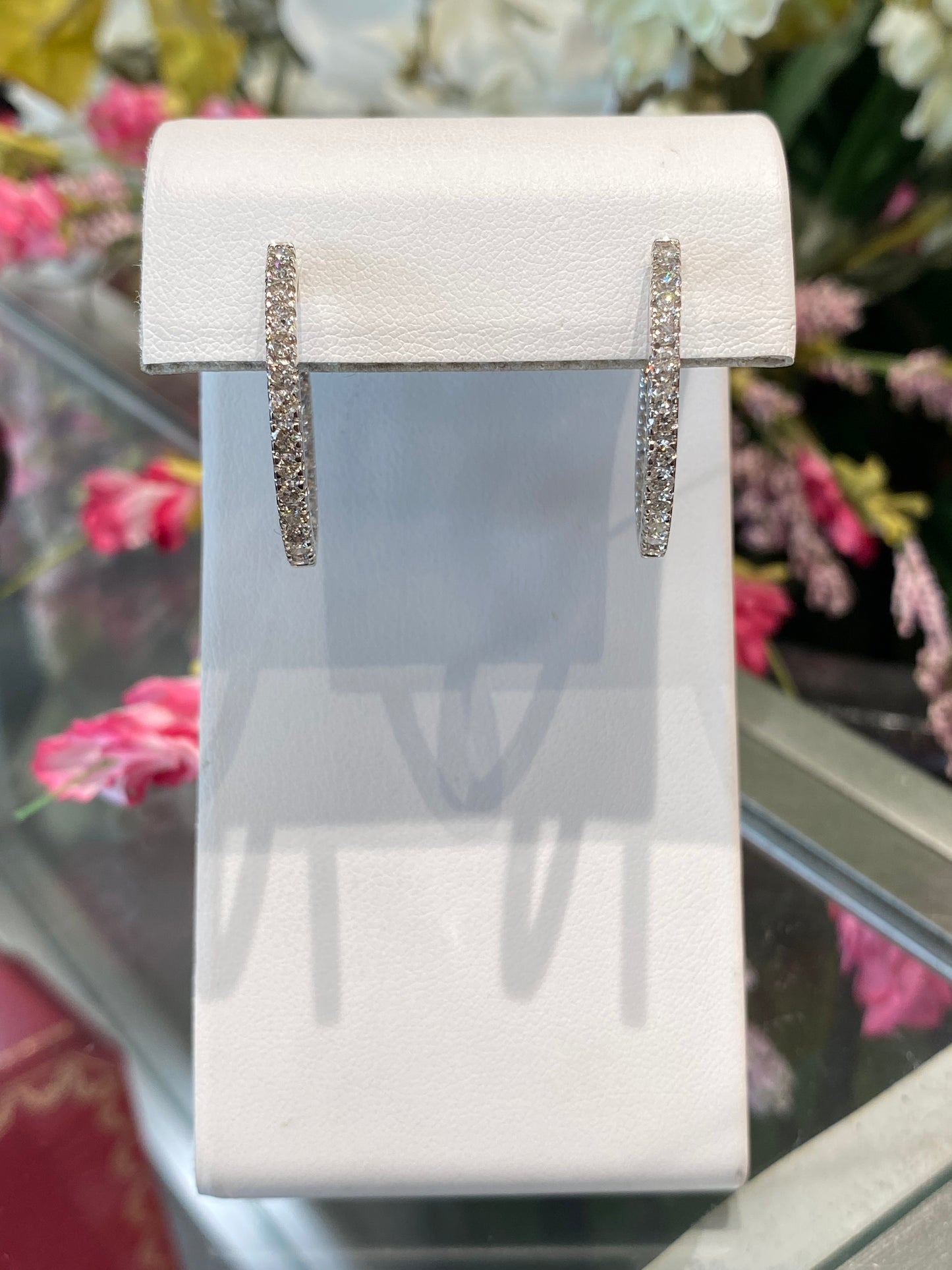 10k White Gold Diamond Hoop Earring’s
