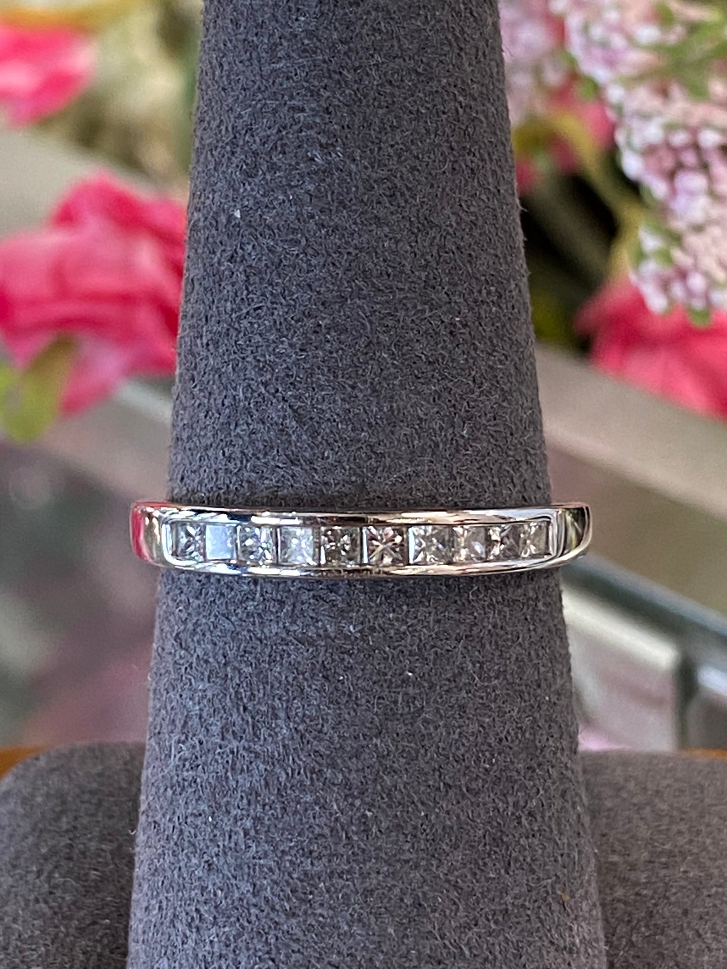 14k White Gold Diamond Band