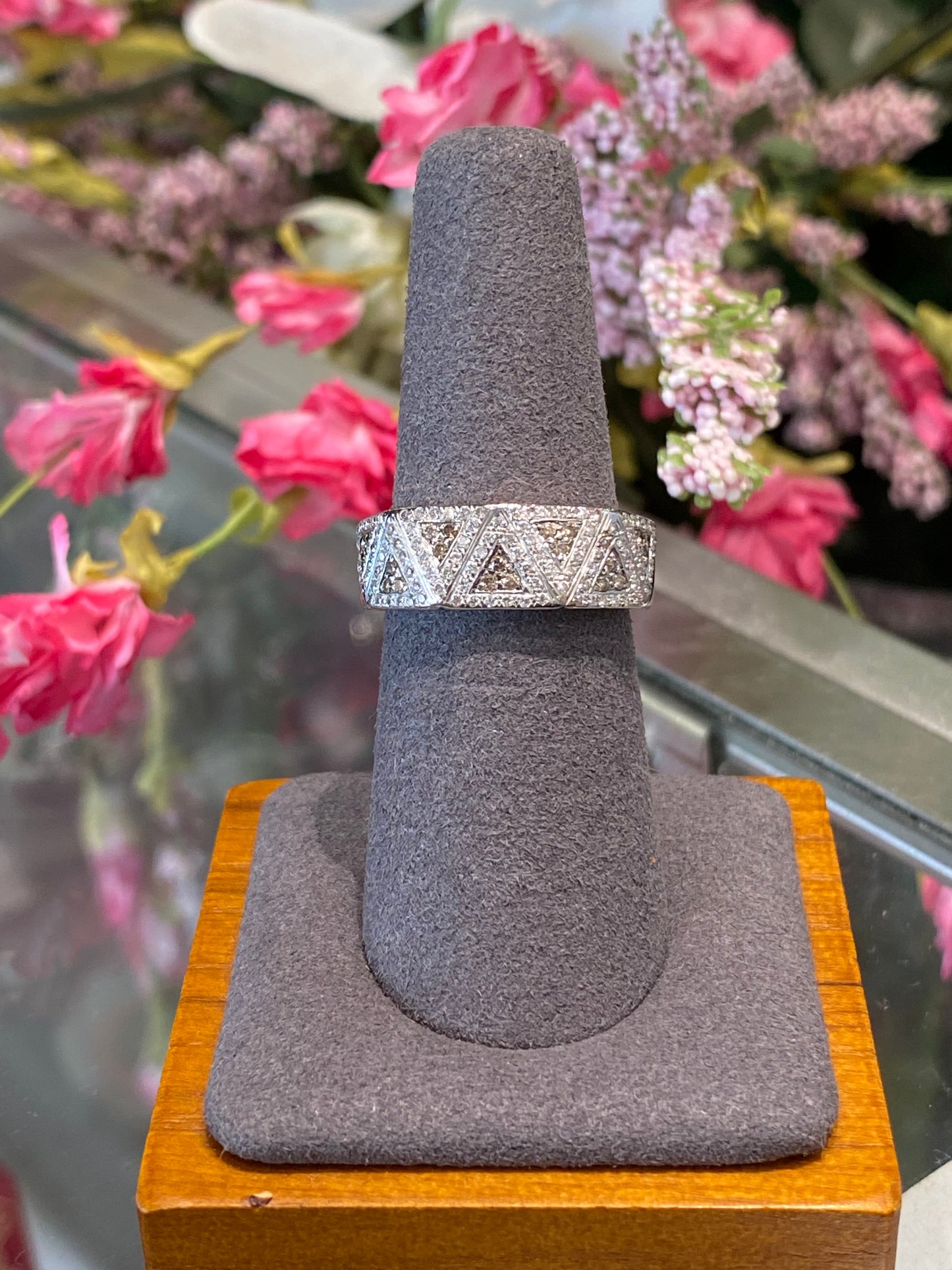14k White Gold Diamond Band