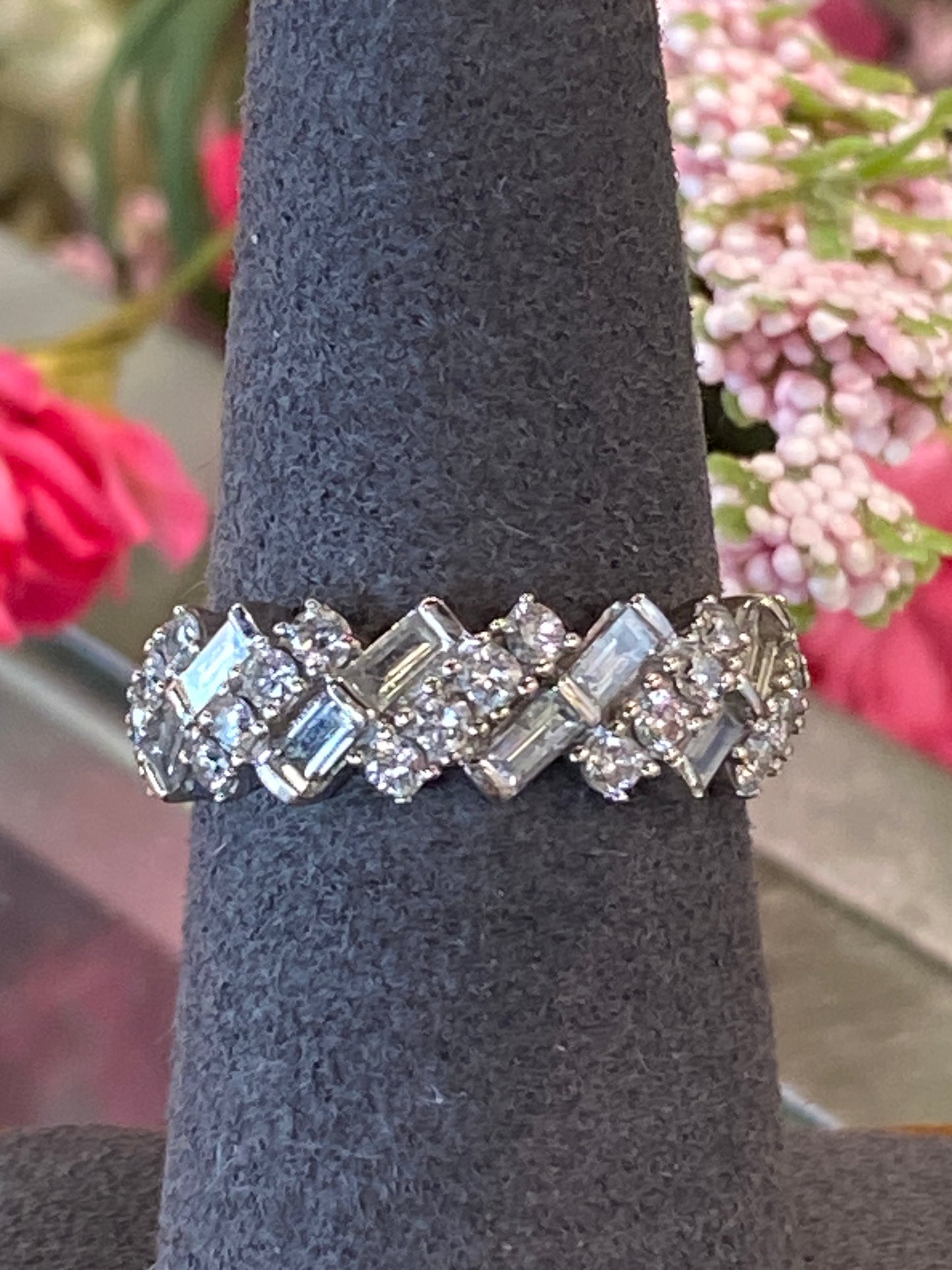 14k White Gold Diamond Band