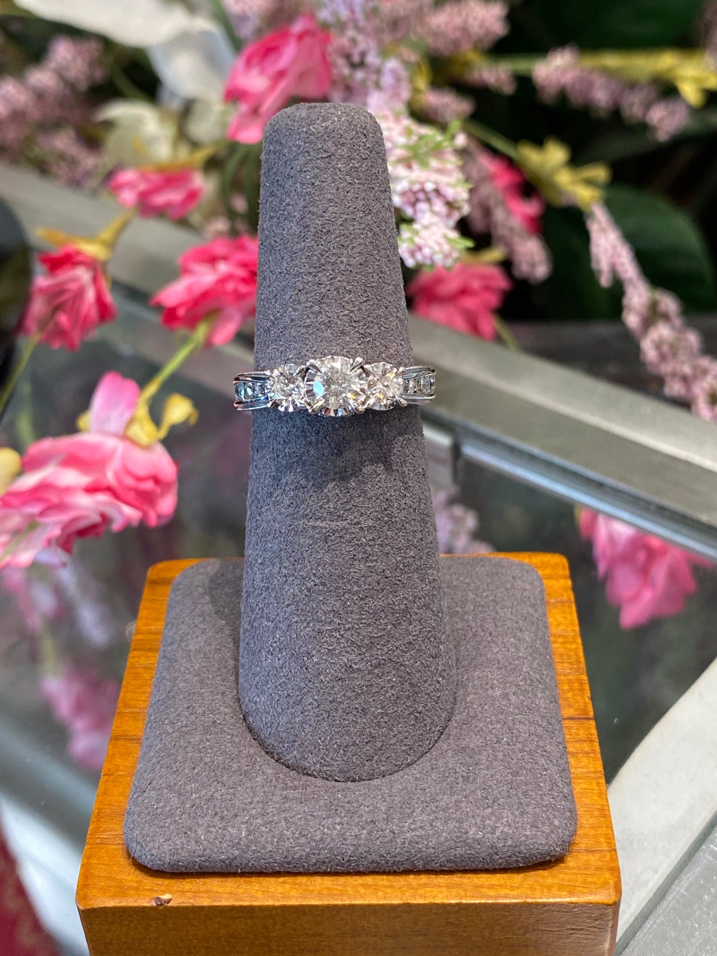 10k White Gold Diamond Engagement Ring