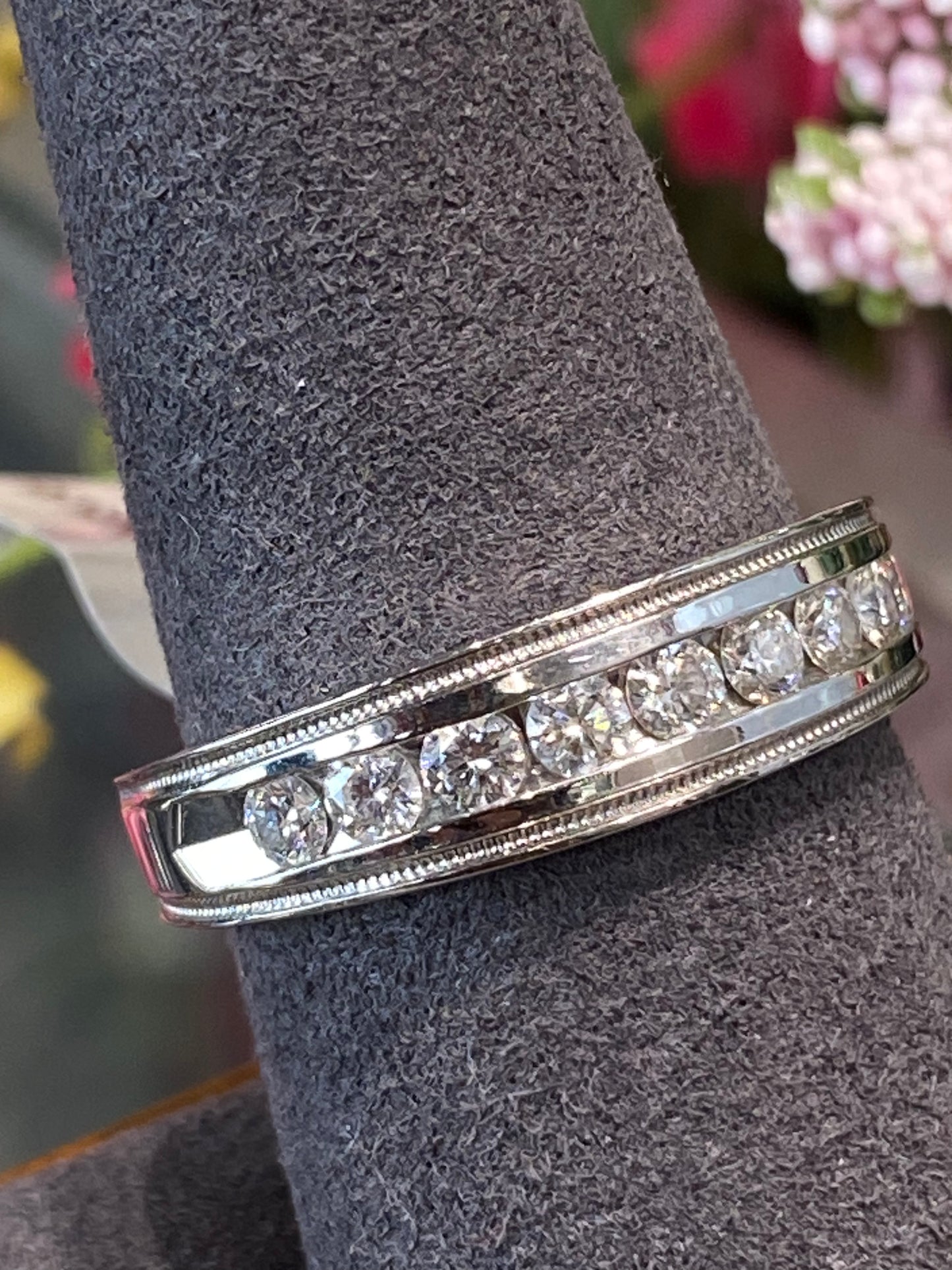 14k White Gold Diamond Band
