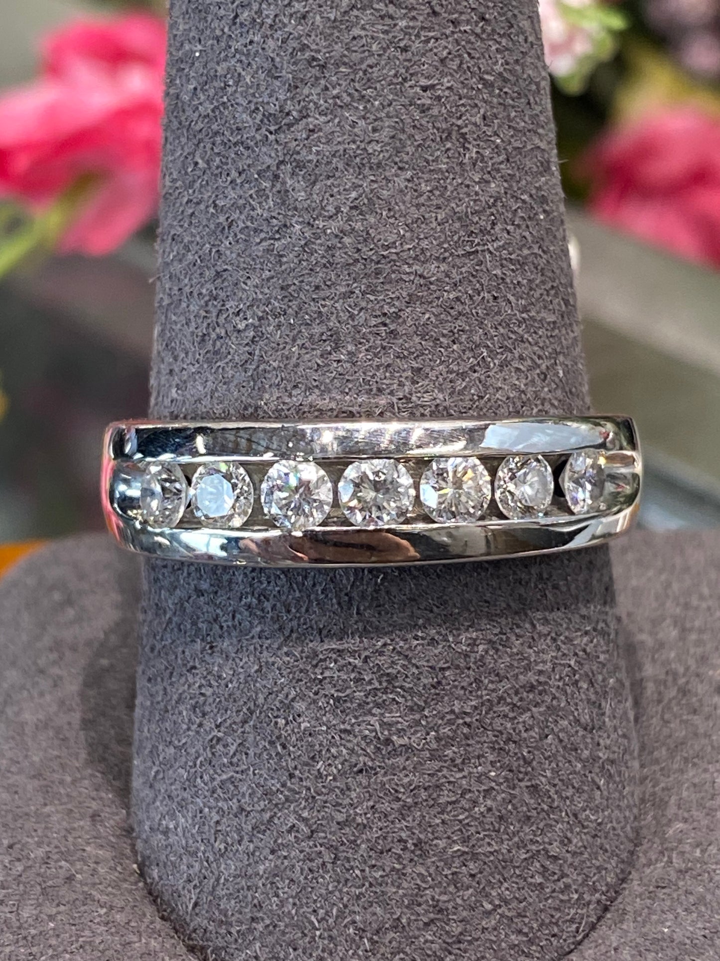 14k White Gold Diamond Band