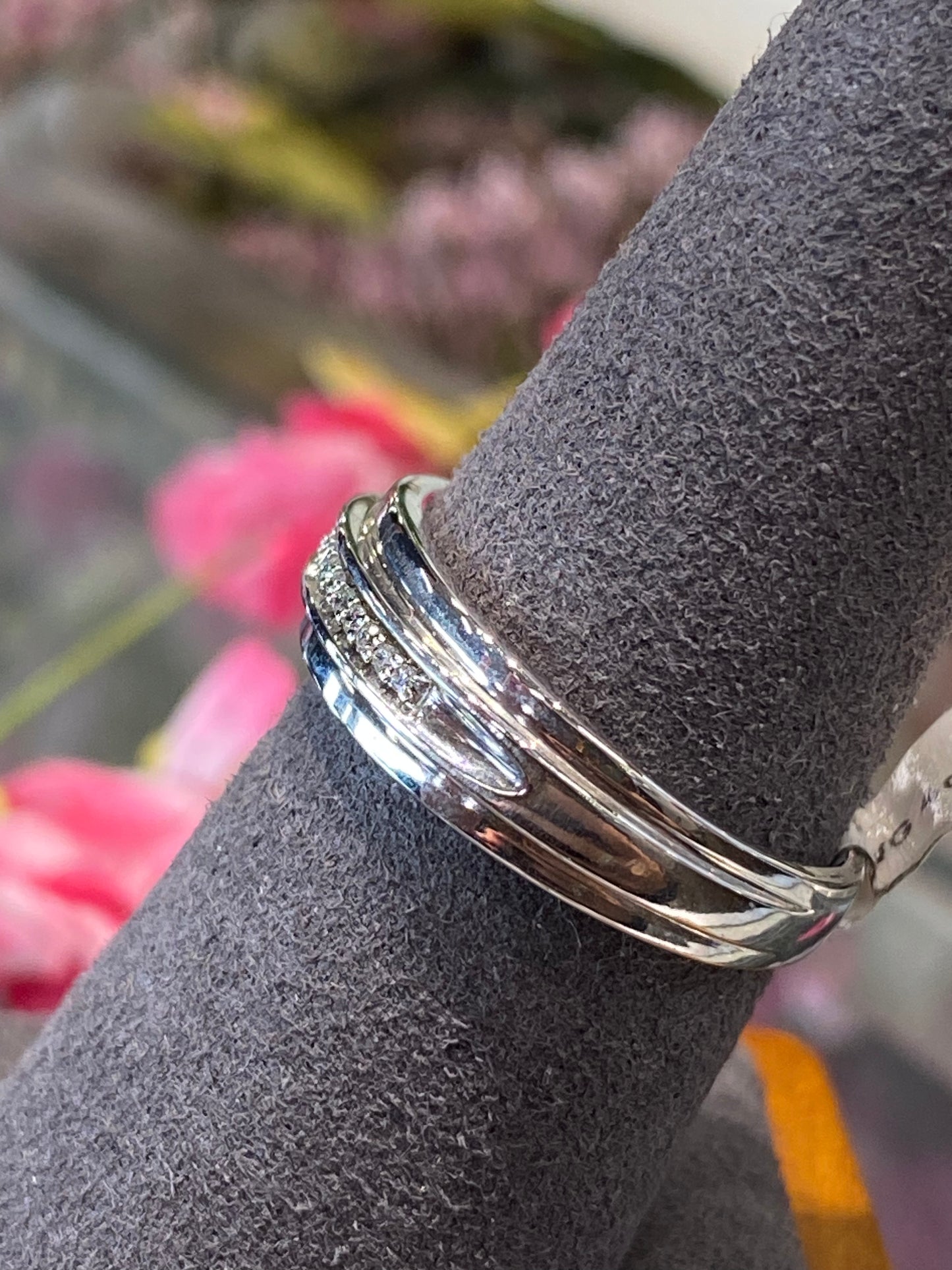 14k White Gold Diamond Band