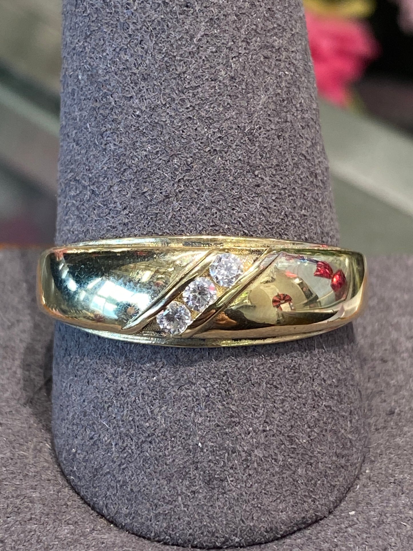 10k Yellow Gold Band