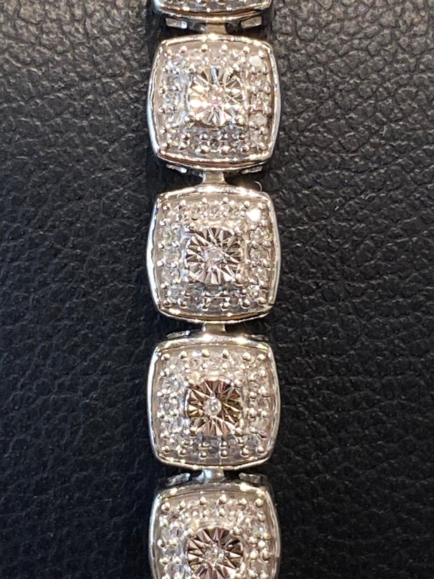 10k White Gold Diamond Tennis Bracelet