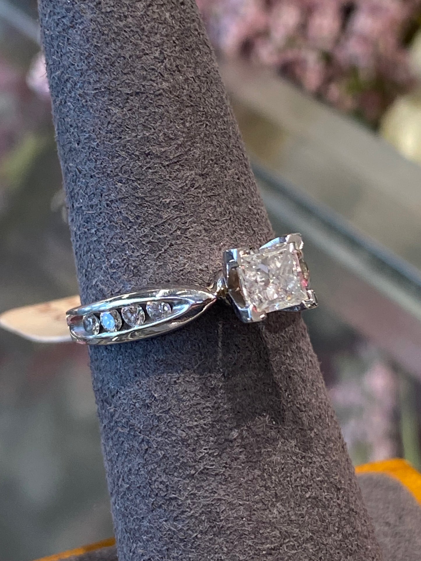 14k White Gold Diamond Engagement Ring