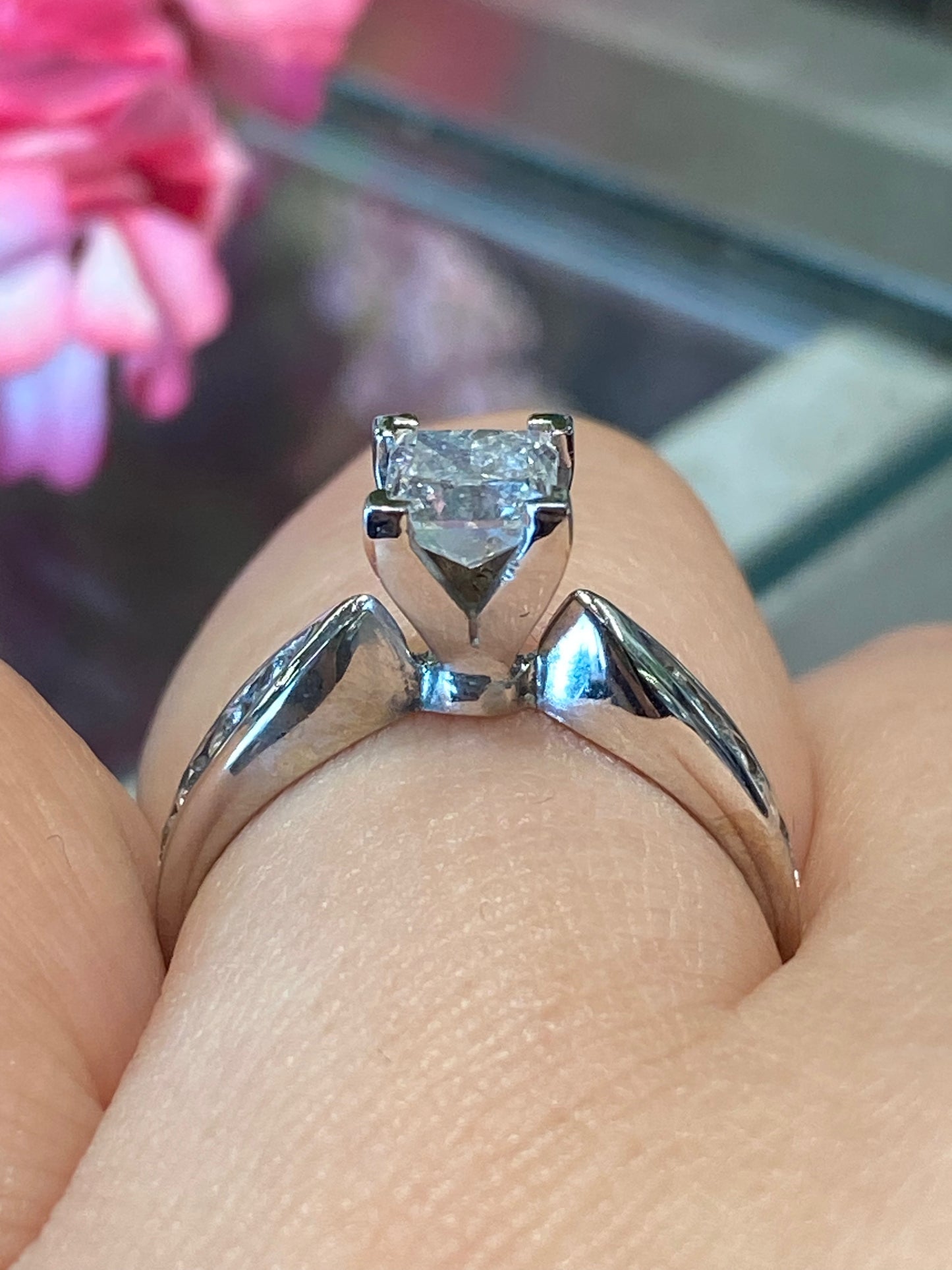 14k White Gold Diamond Engagement Ring