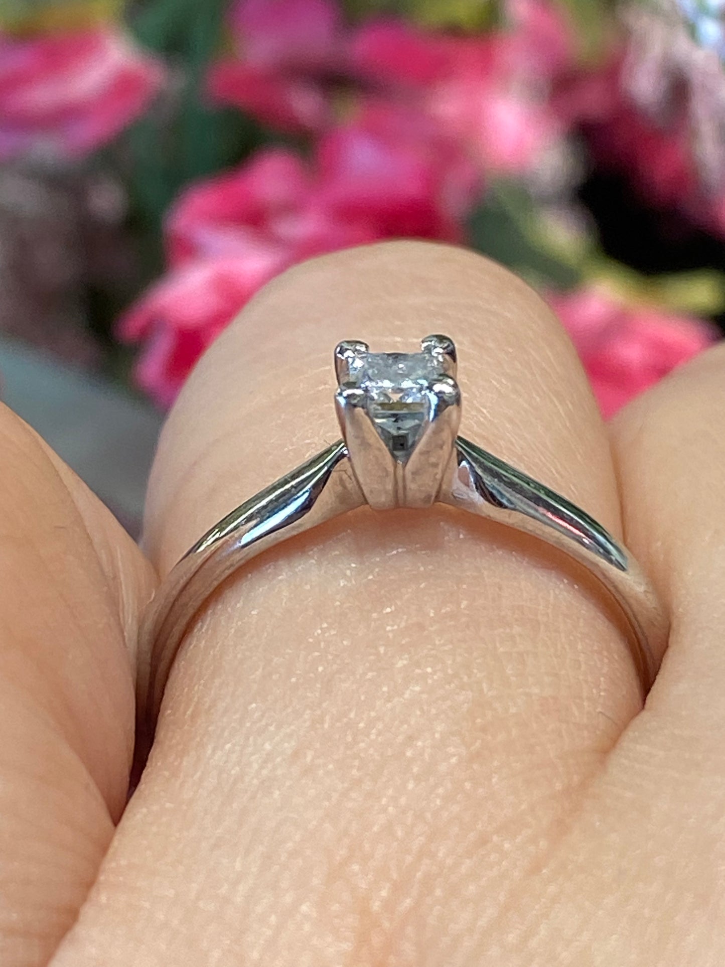 14k White Gold Diamond Engagement Ring