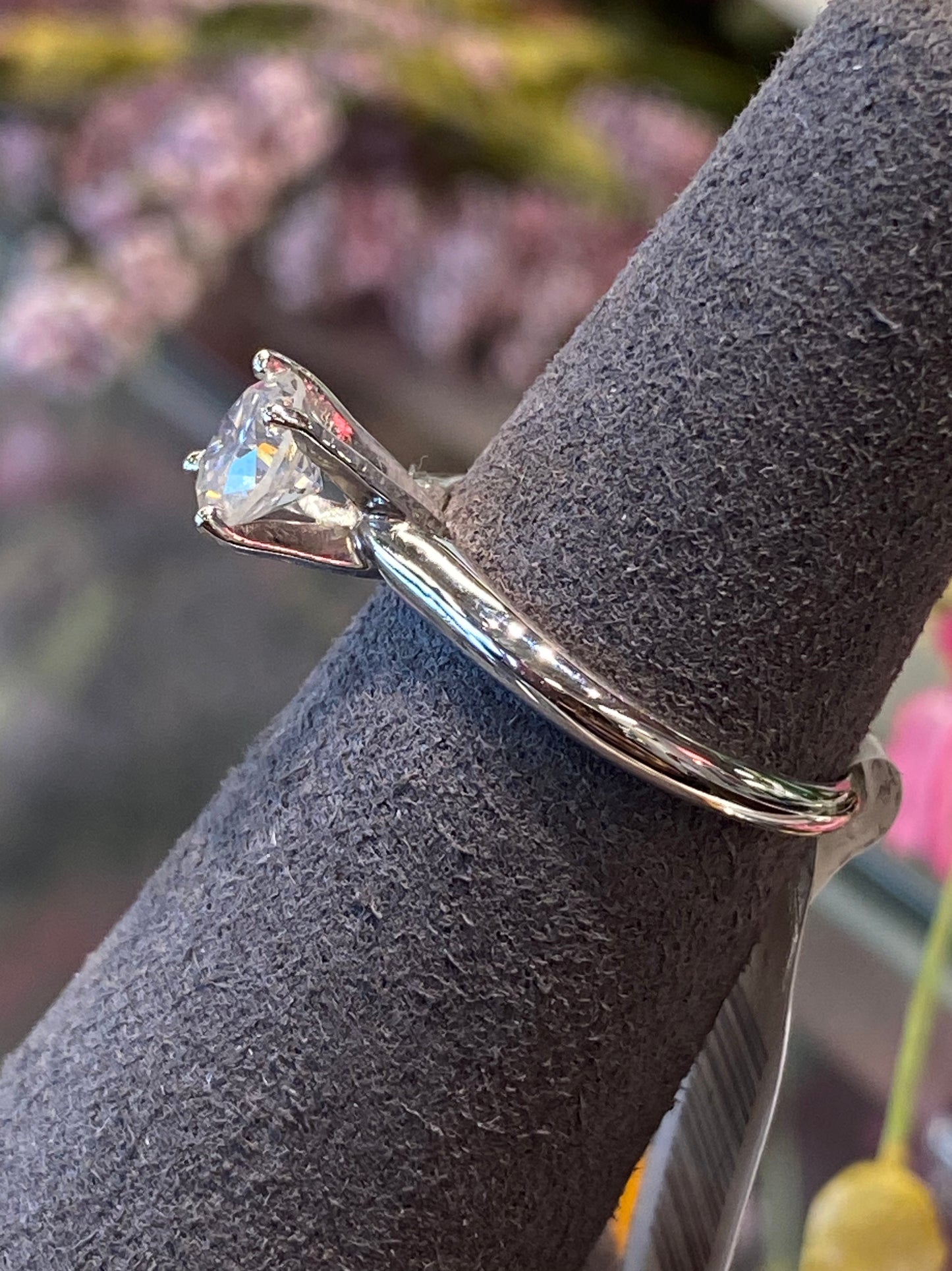 14k White Gold Diamond Engagement Ring