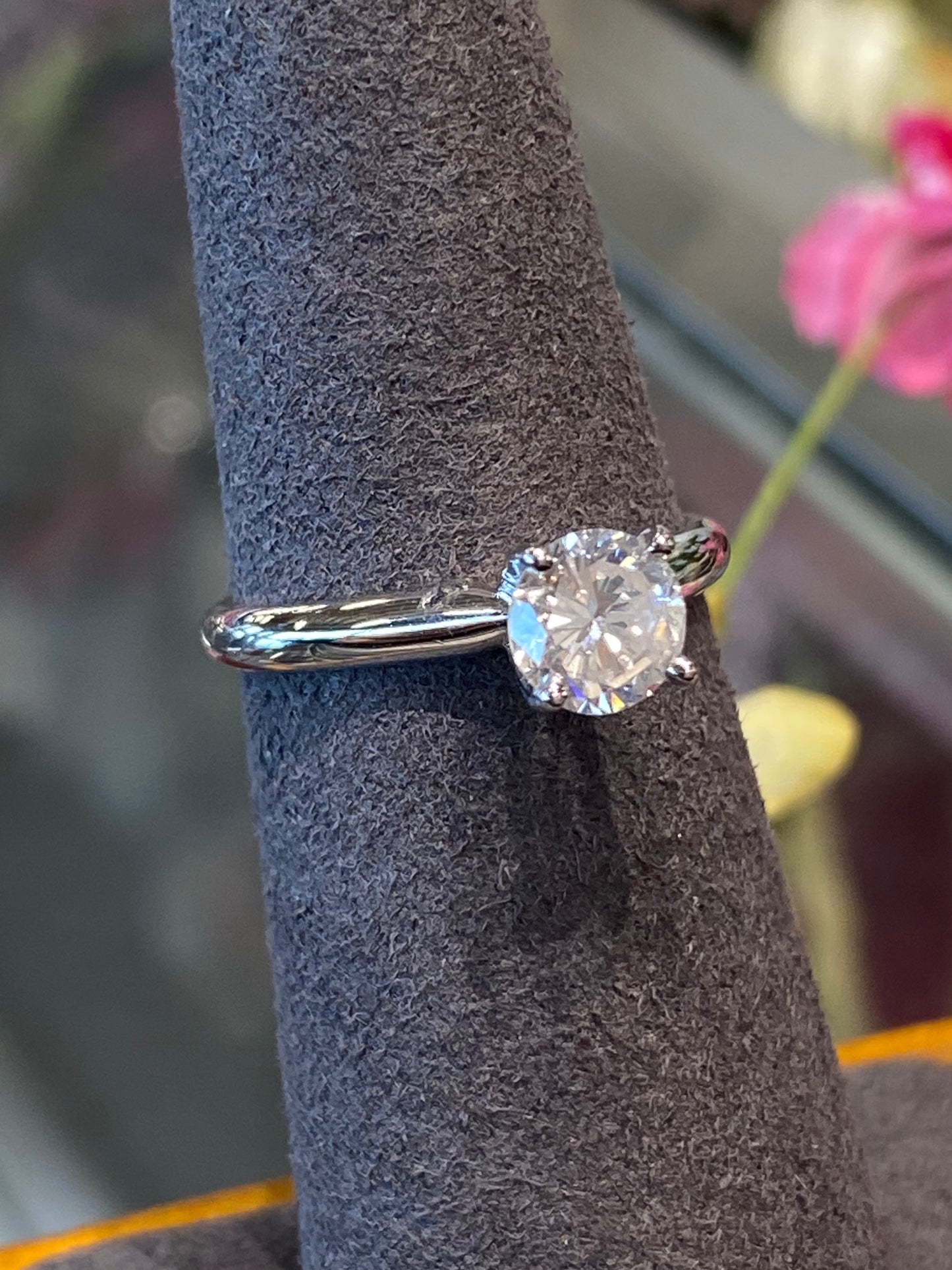 14k White Gold Diamond Engagement Ring