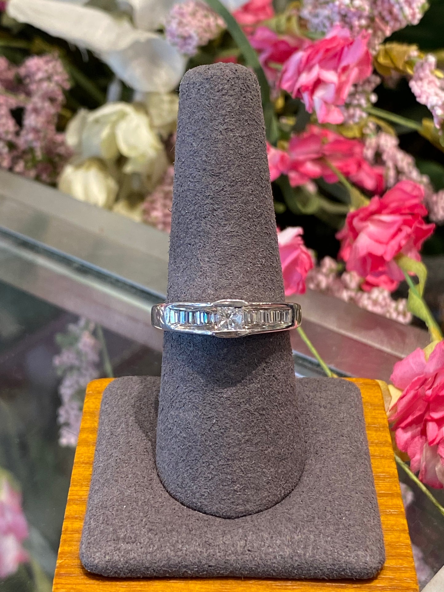 14k White Gold Diamond Ring