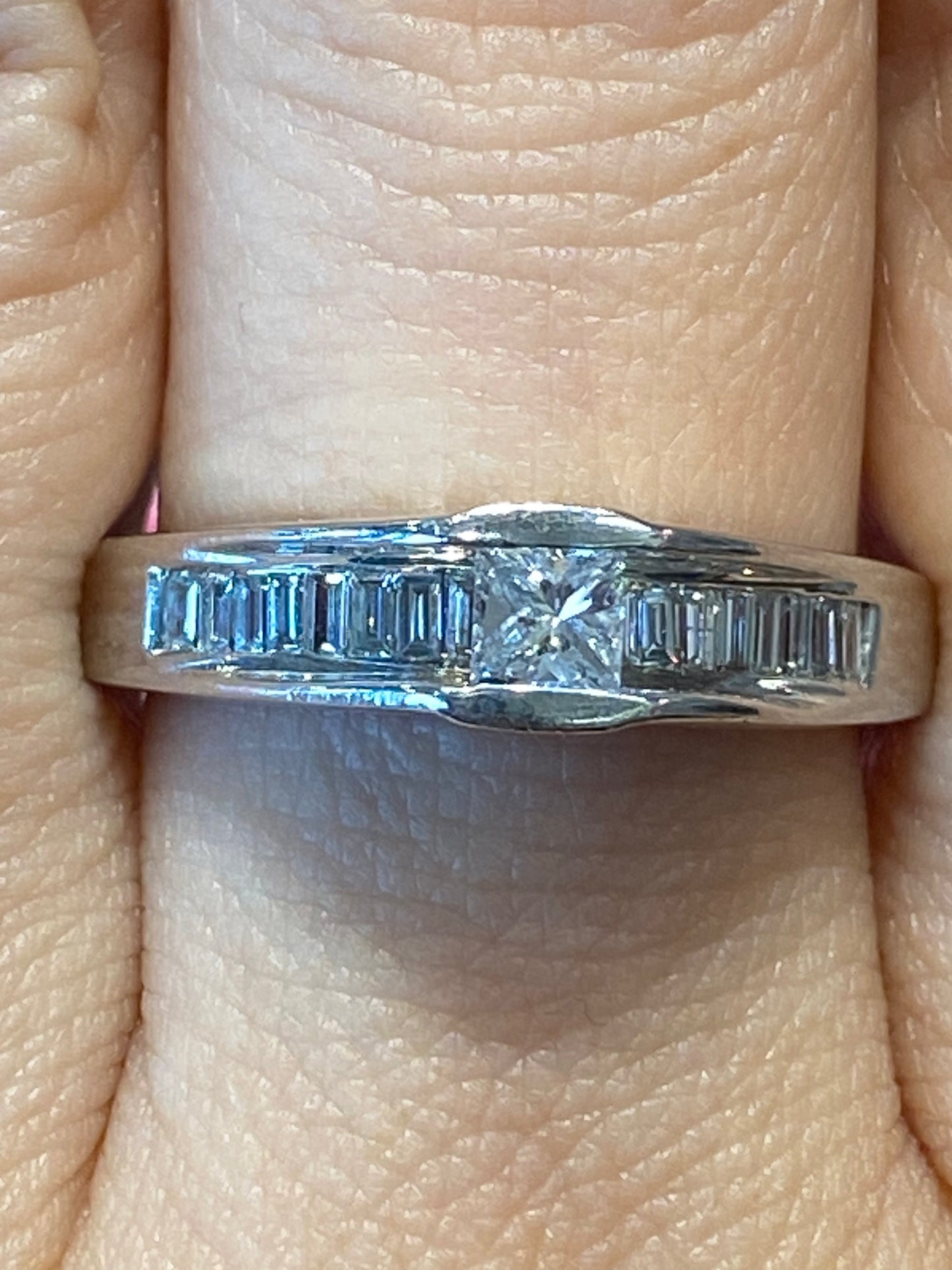 14k White Gold Diamond Ring