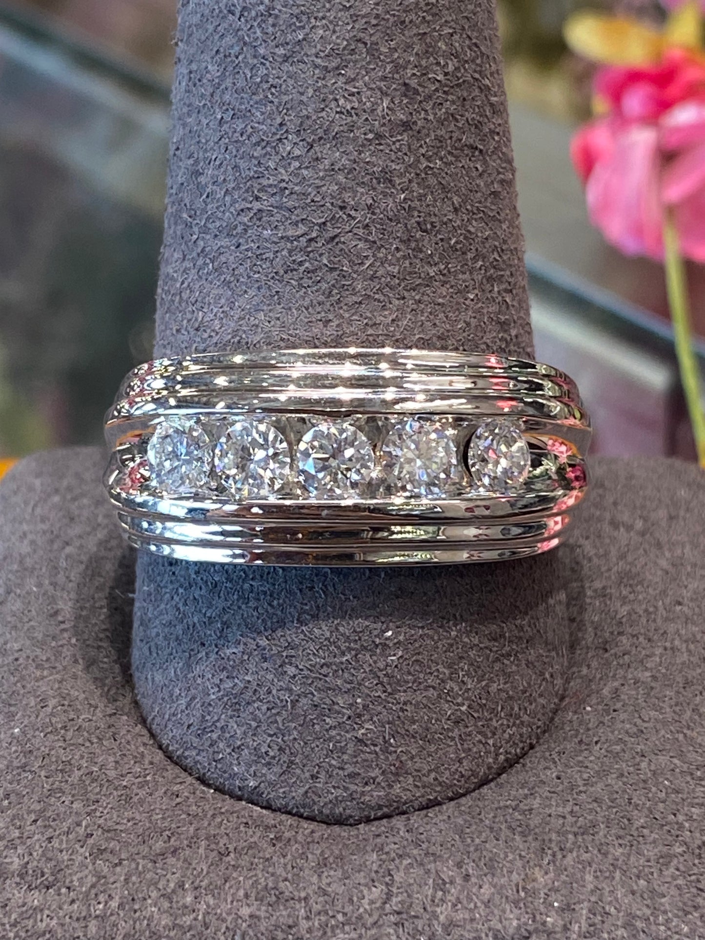 14k White Gold Diamond Ring