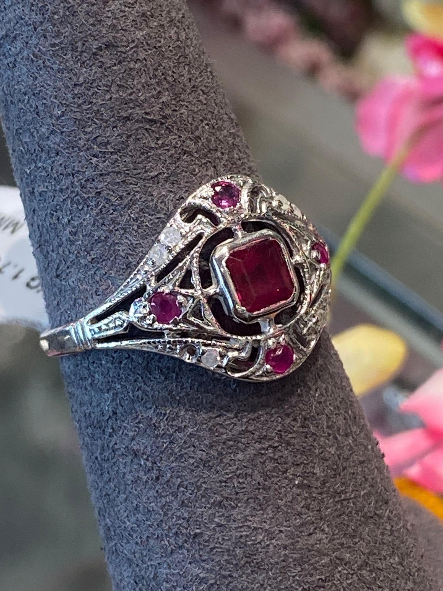 10k White Gold Ring