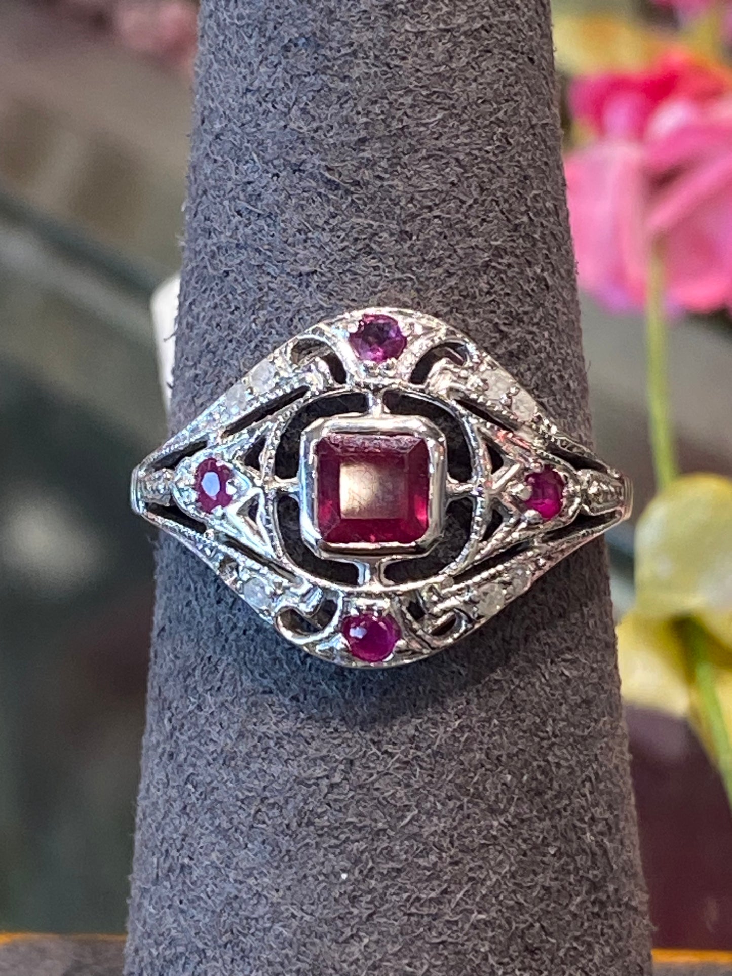 10k White Gold Ring