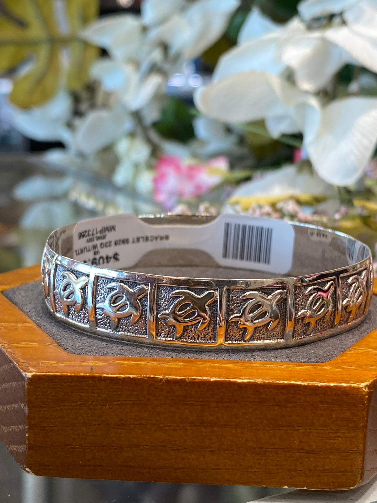 925 Silver Bangle With Turtle Design