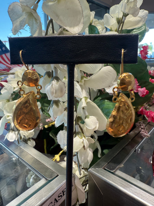 Gold earrings