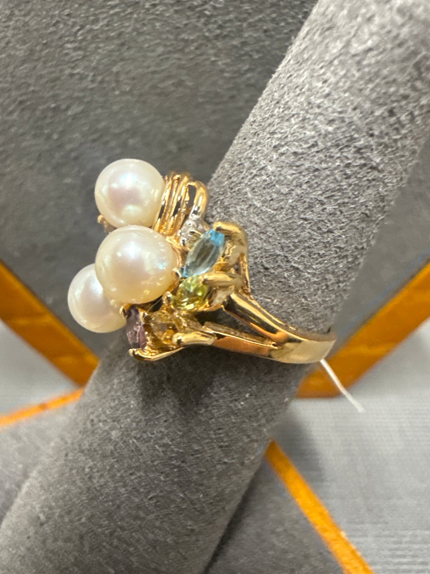 Gold ring