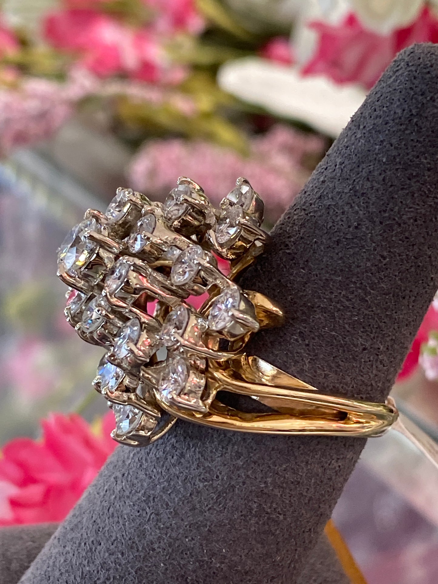 14k Yellow Gold Diamond Cluster Ring