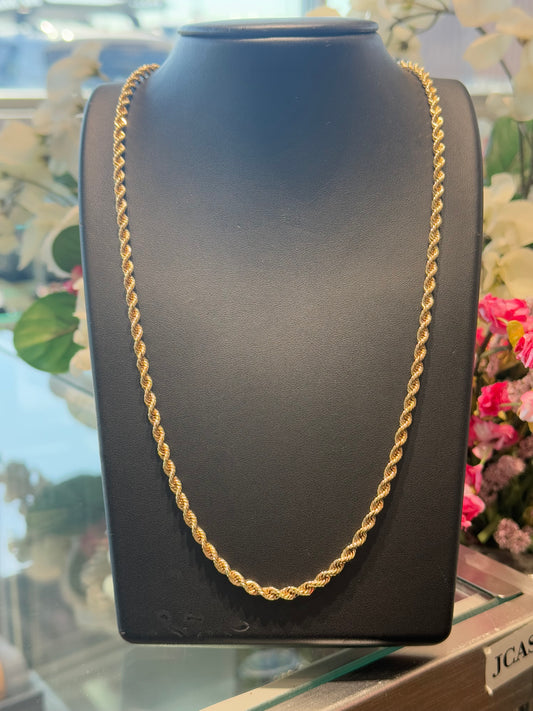 Gold rope chain