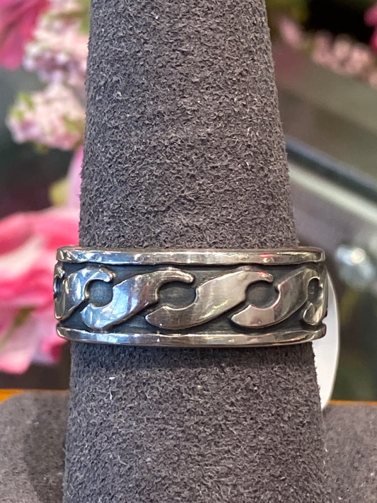 Silver Band With Design