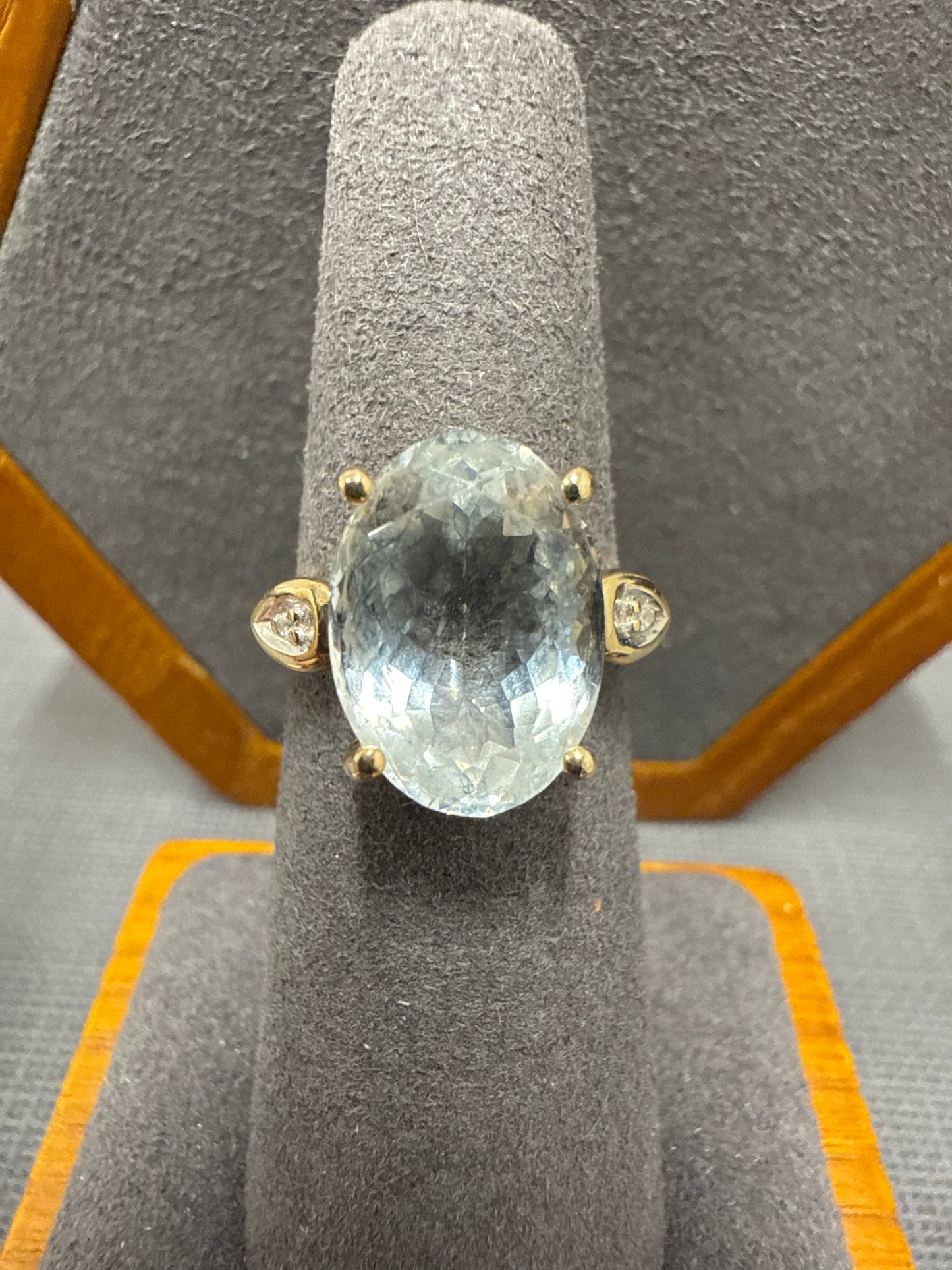 Gold ring