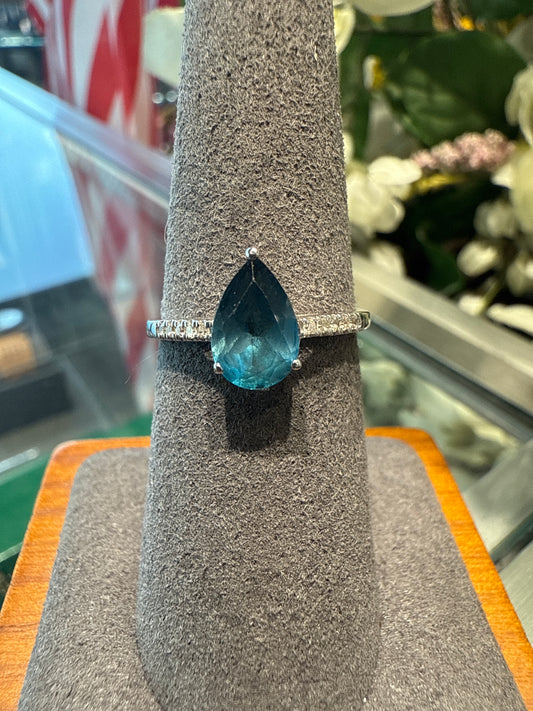 White gold ring