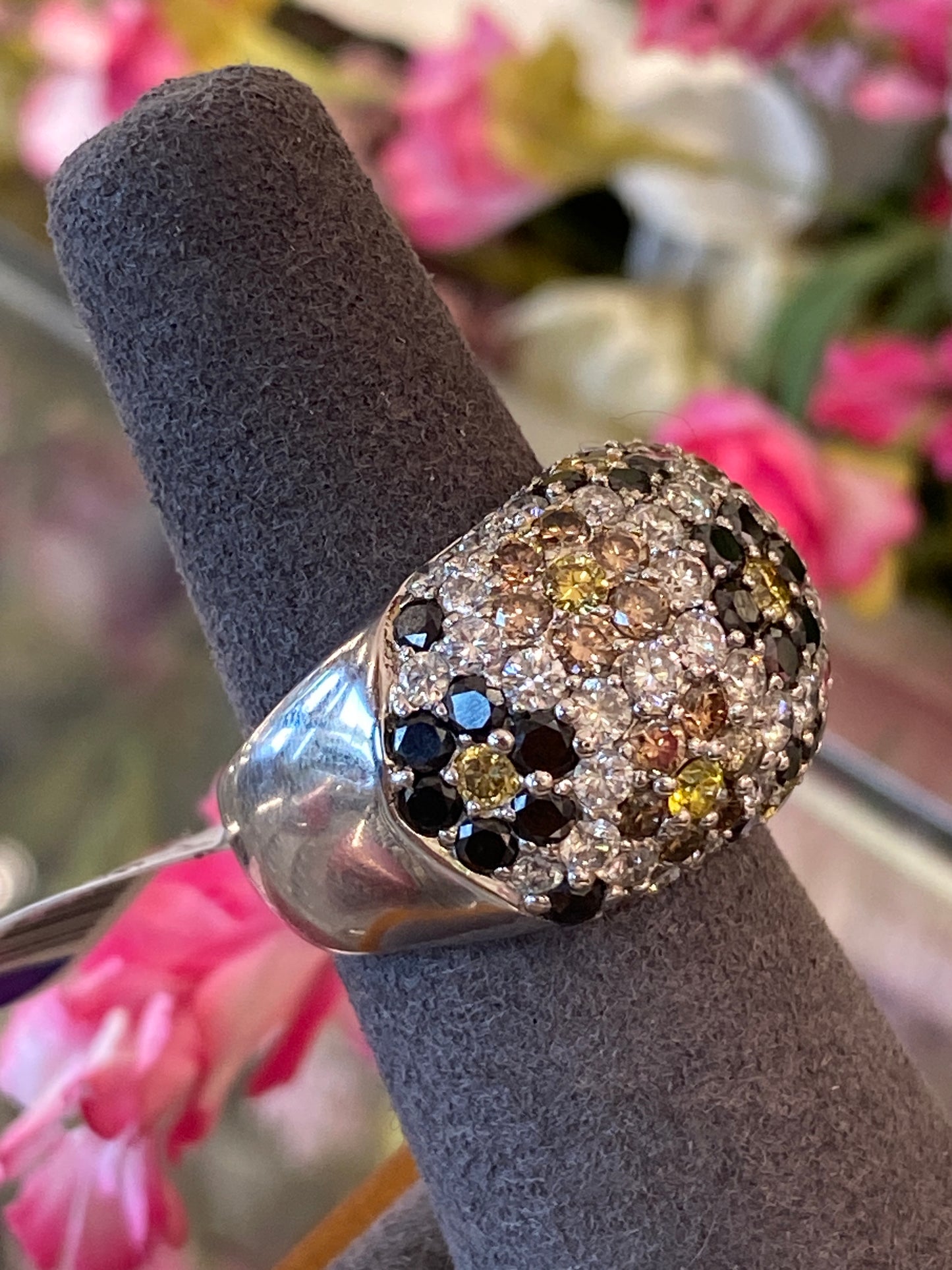18k White Gold Diamond Ring
