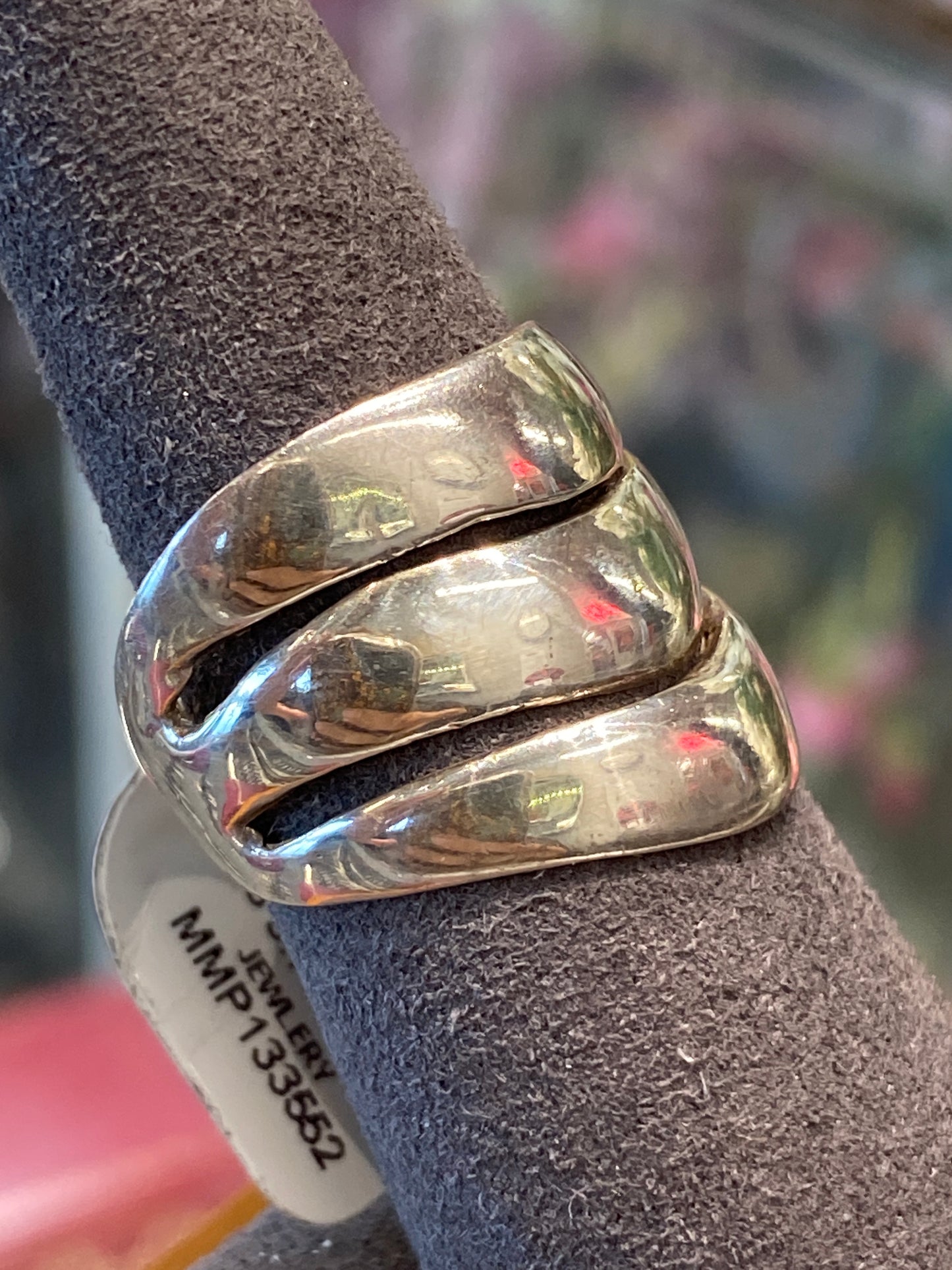 Silver Ring With Design