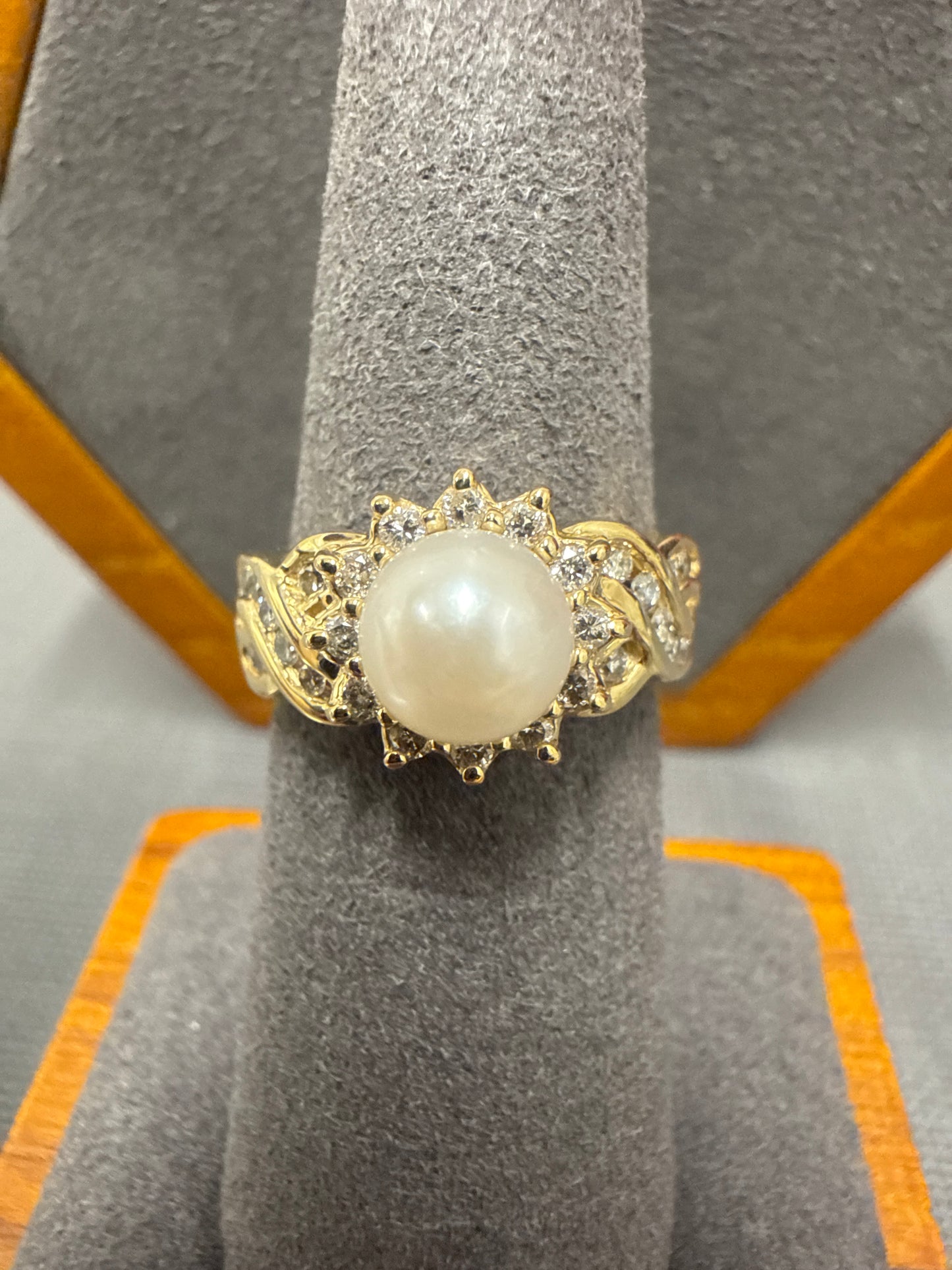 Gold ring