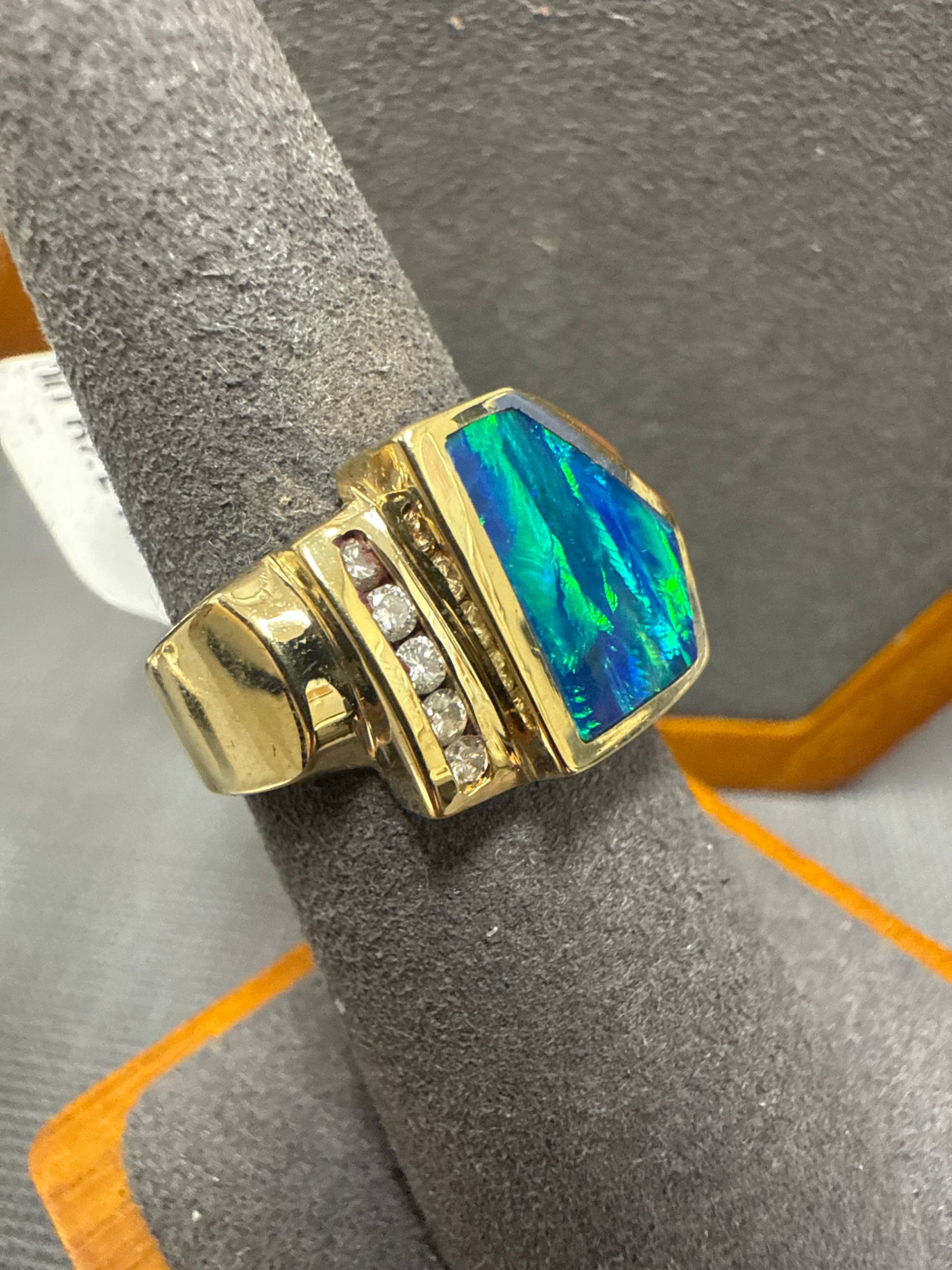 Gold ring