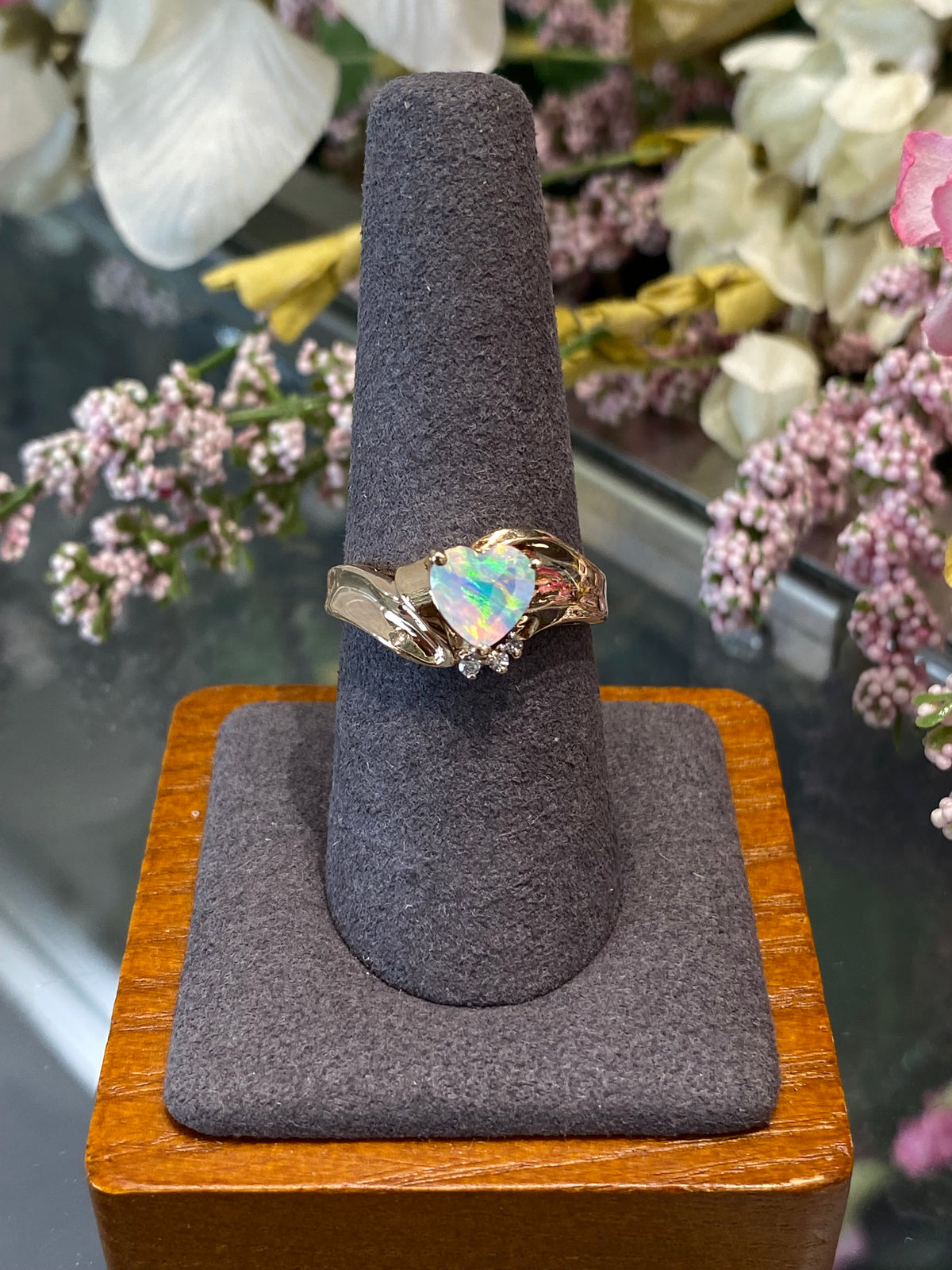10k Yellow Gold Heart Ring