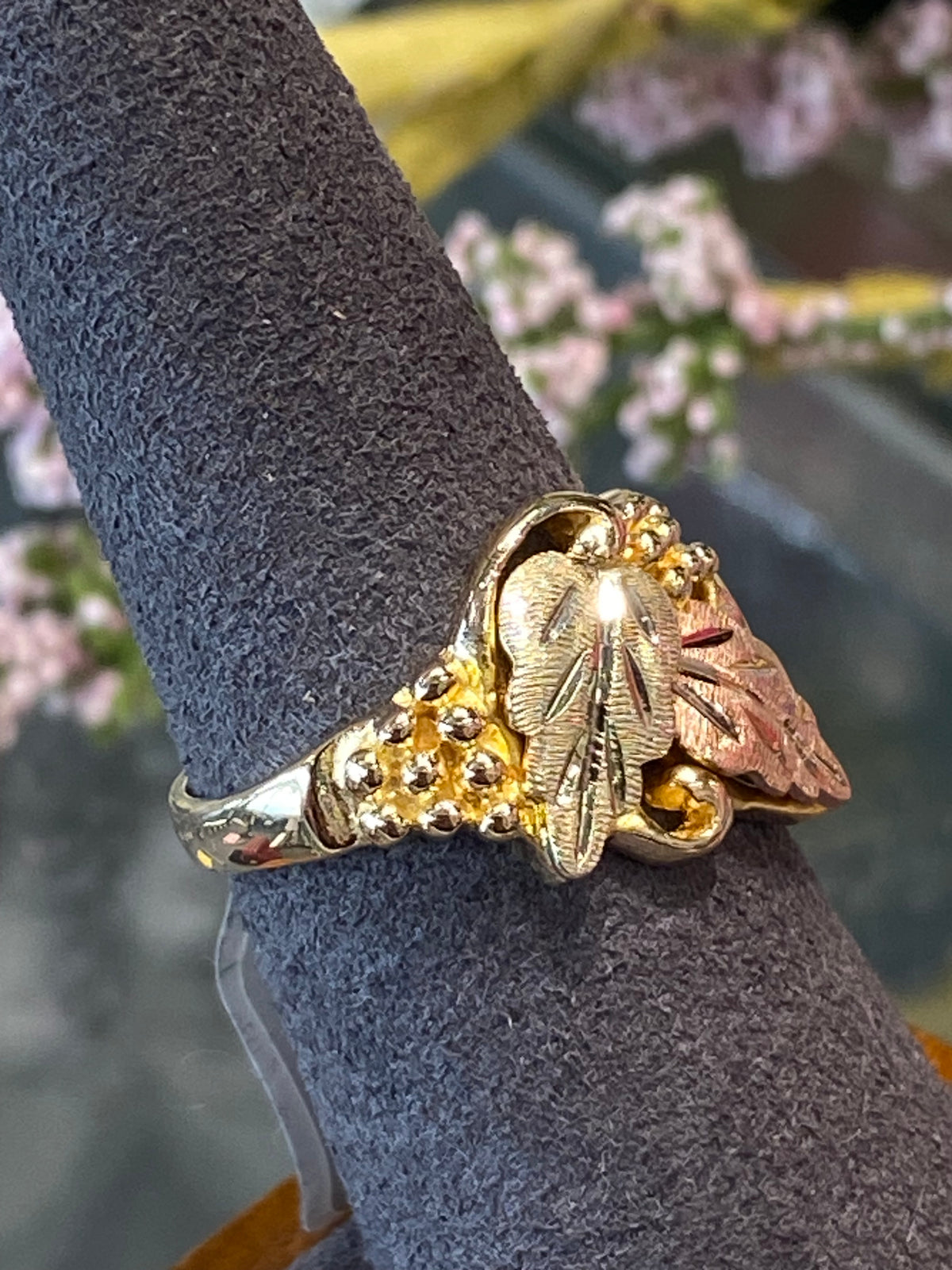 10k Two Tone Black Hills Gold Ring