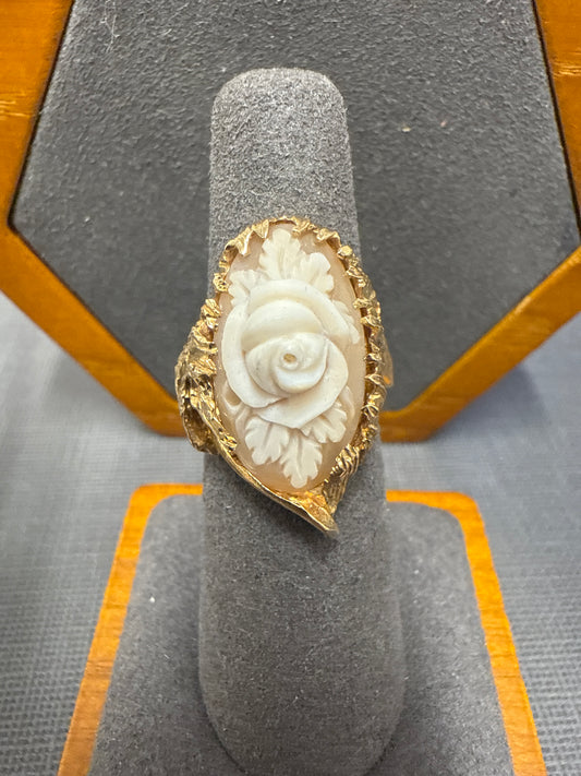 Gold ring