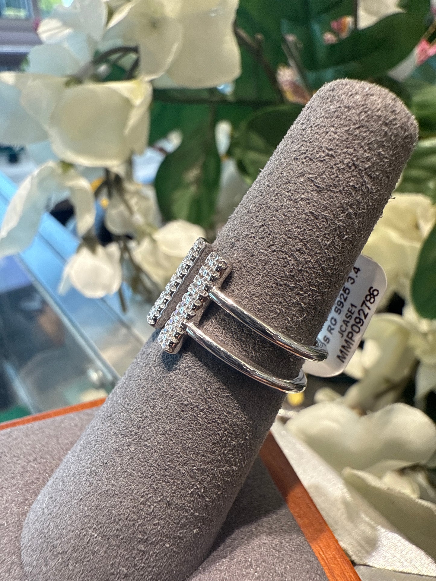Silver cuff ring