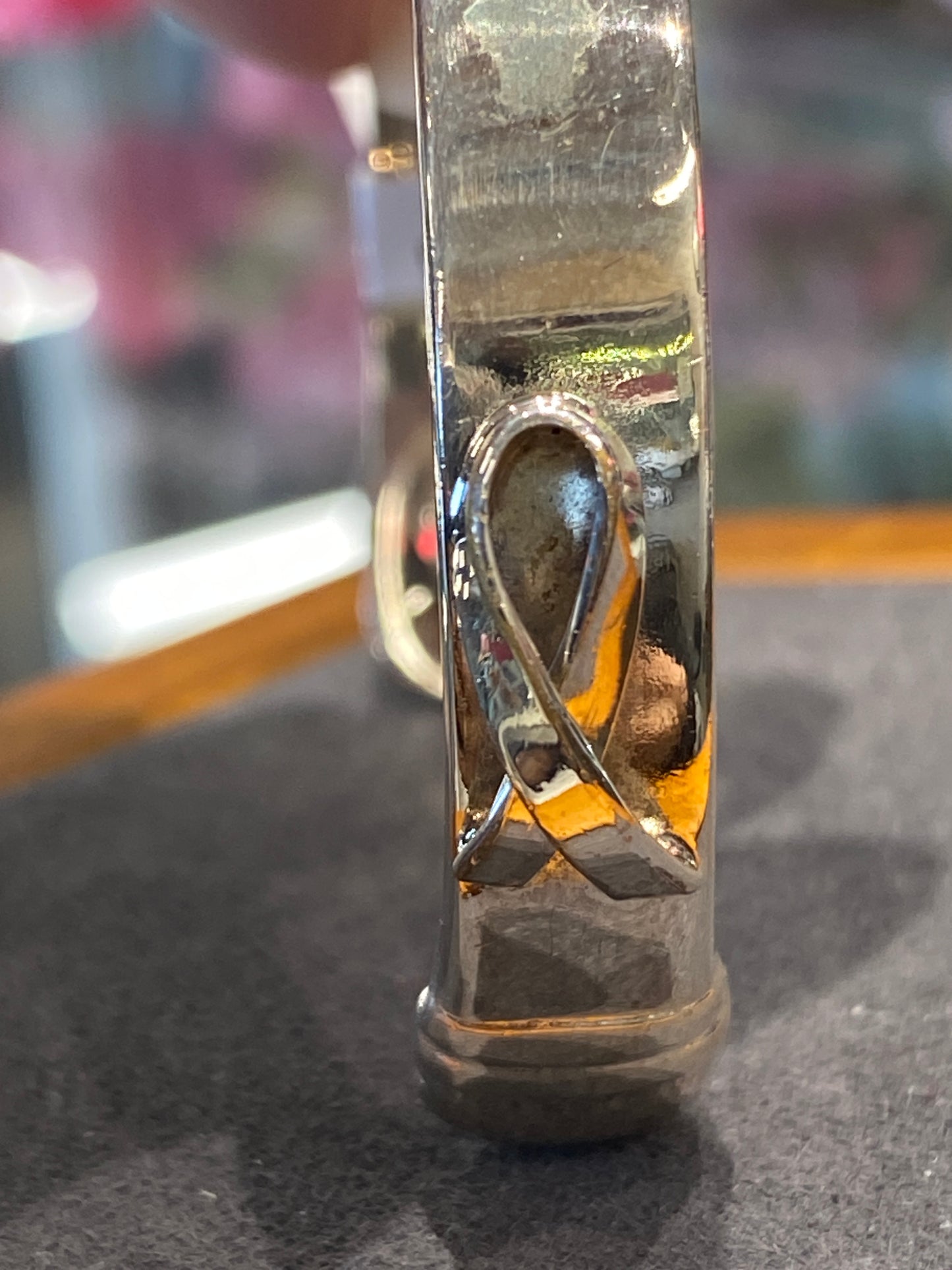 Silver Cuff Bracelet With Ribbon Design