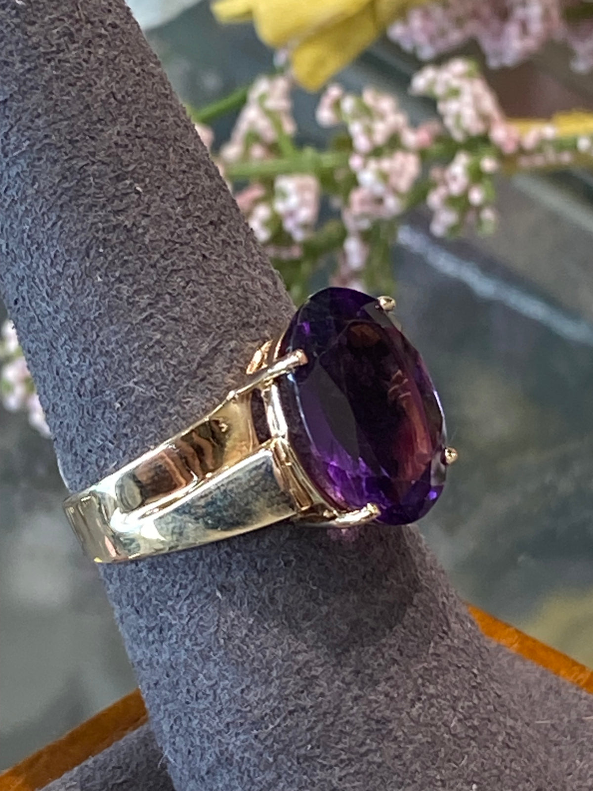 10k Yellow Gold Ring