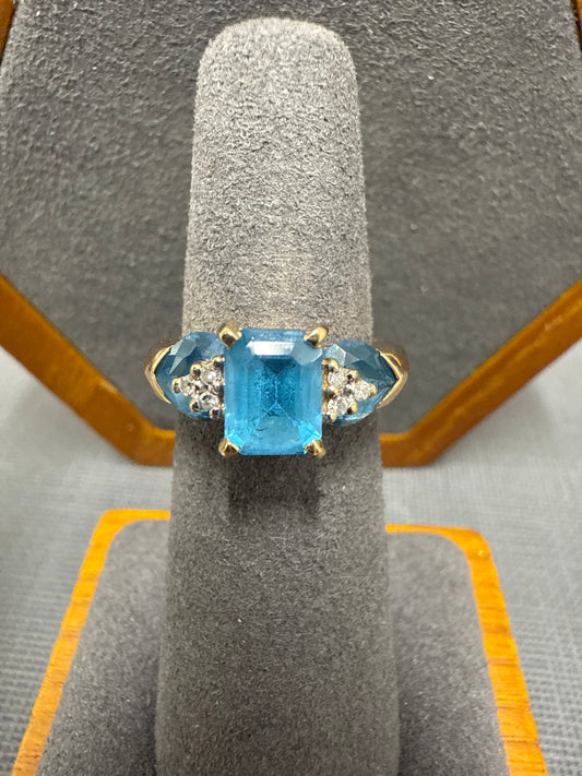 Gold ring