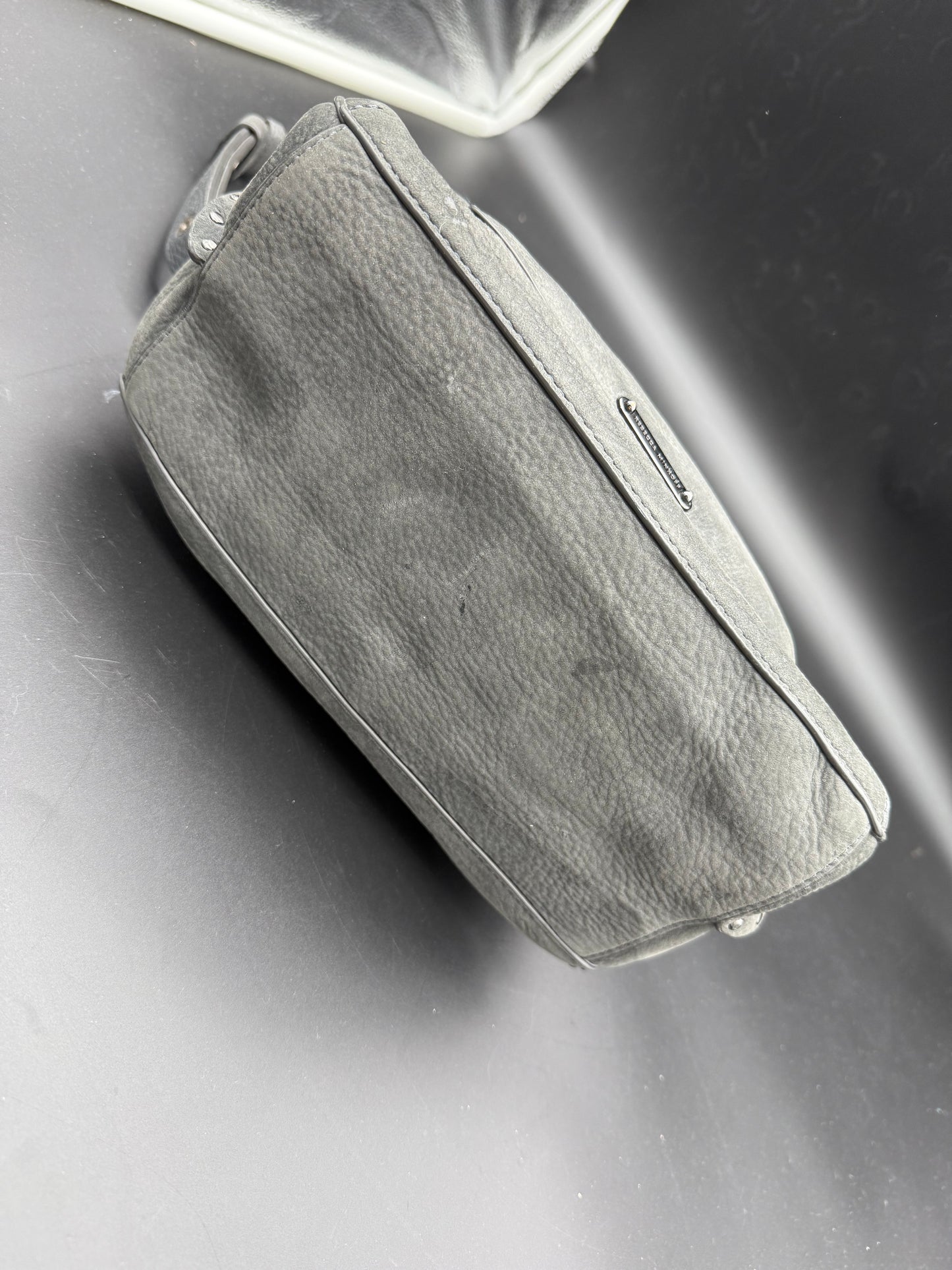 Hand bag