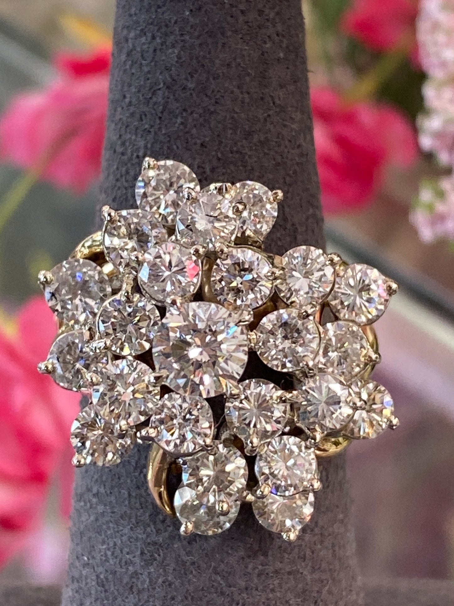 14k Yellow Gold Diamond Cluster Ring