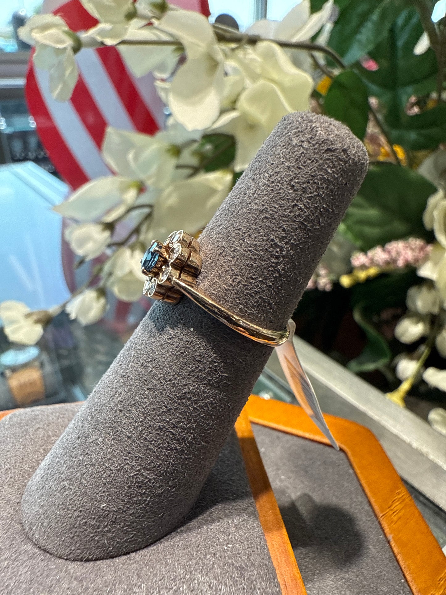 Gold ring
