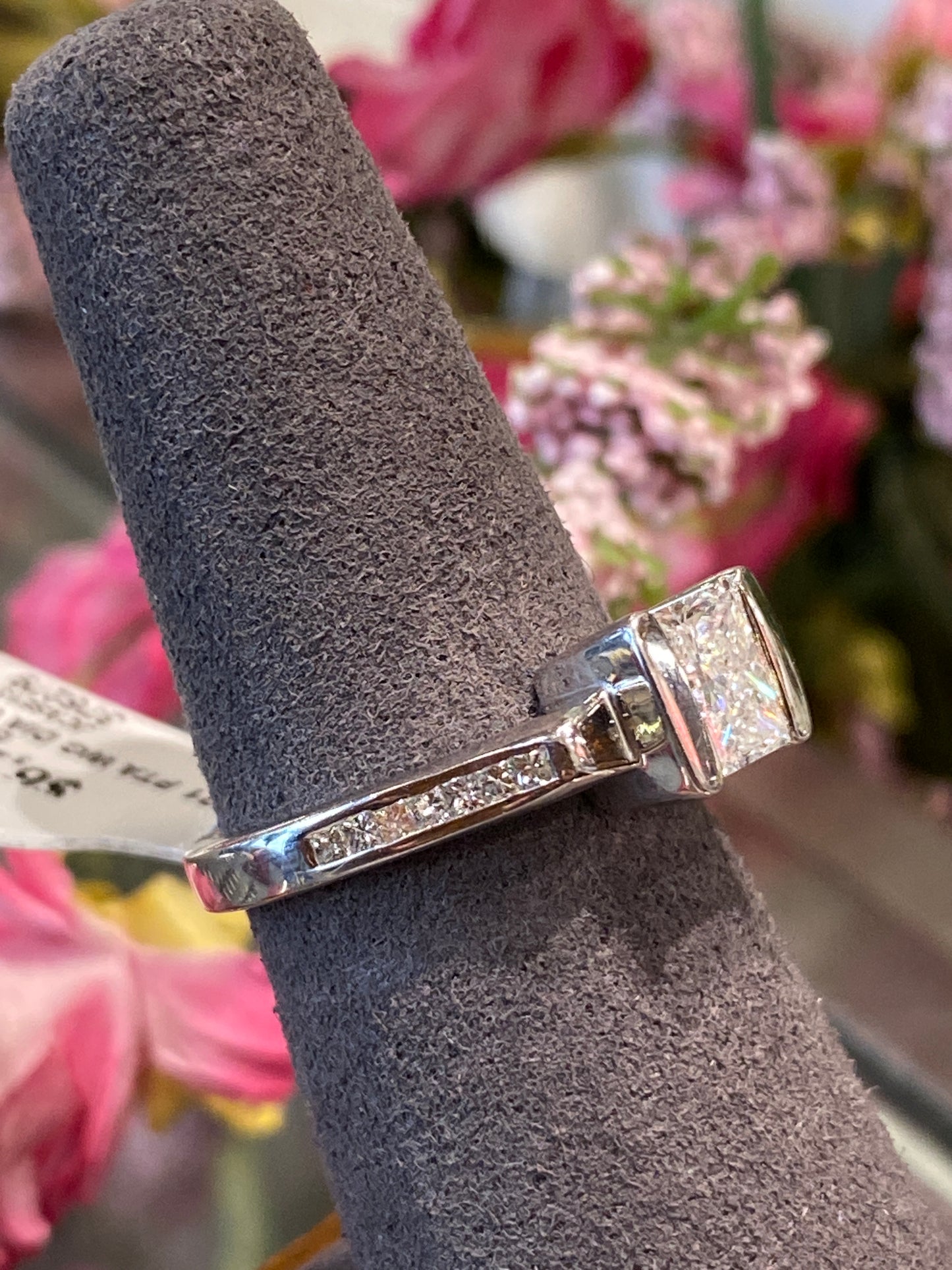 14k White Gold Diamond Engagement Ring