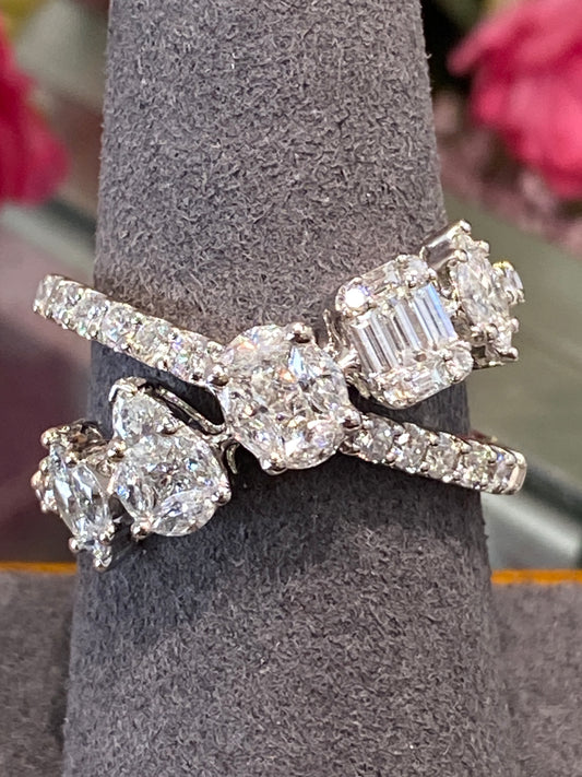18k White Gold Diamond Ring