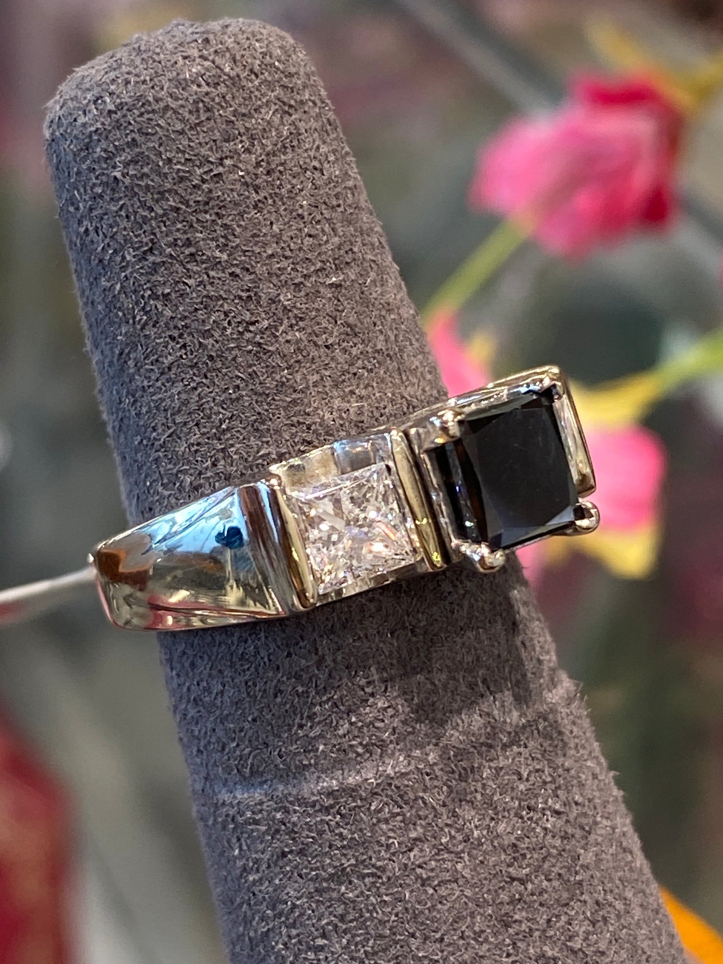 14k White Gold Engagement Ring