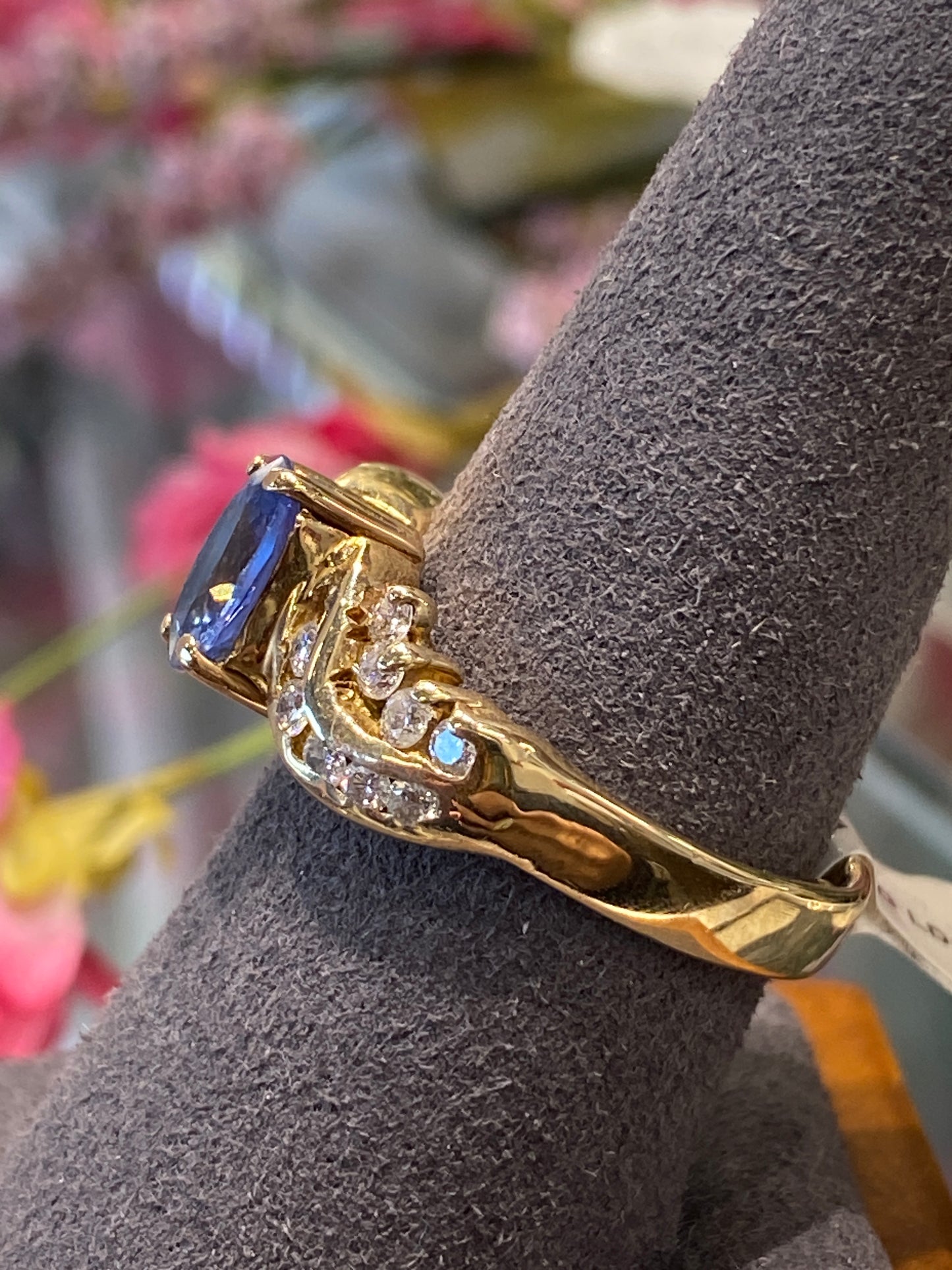 14k Yellow Gold Ring With A Blue Sapphire & Diamonds
